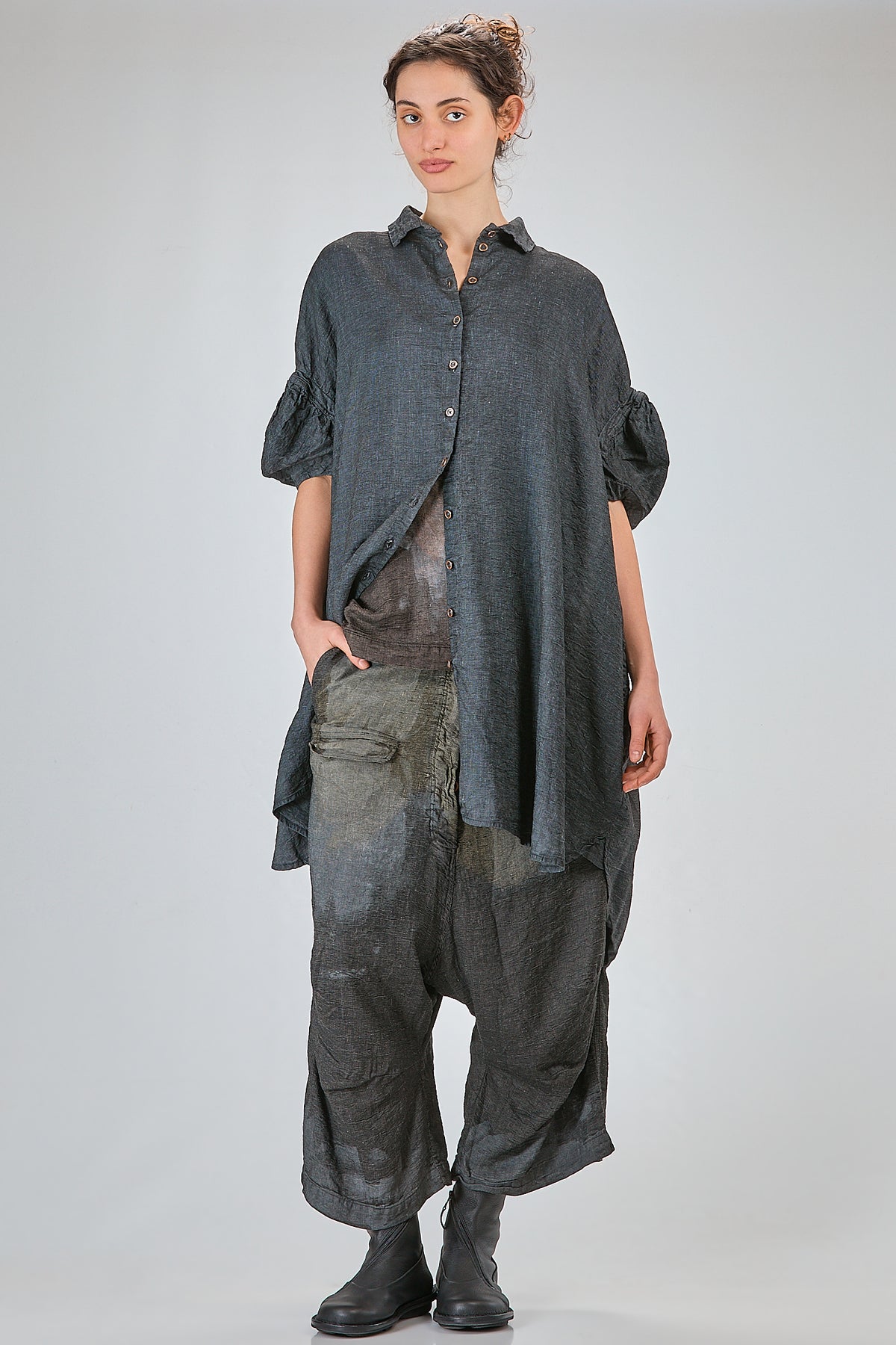 http://localhost:8180/imgBeestore/31799-1 A.jpg