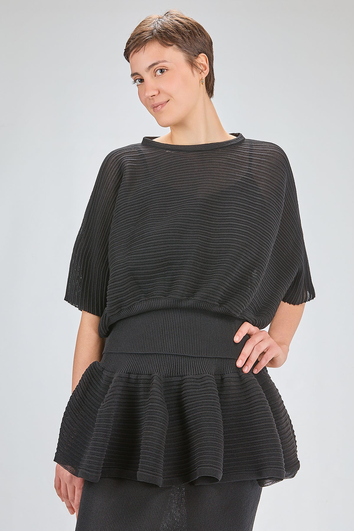 http://localhost:8180/imgBeestore/31662-1 A.jpg