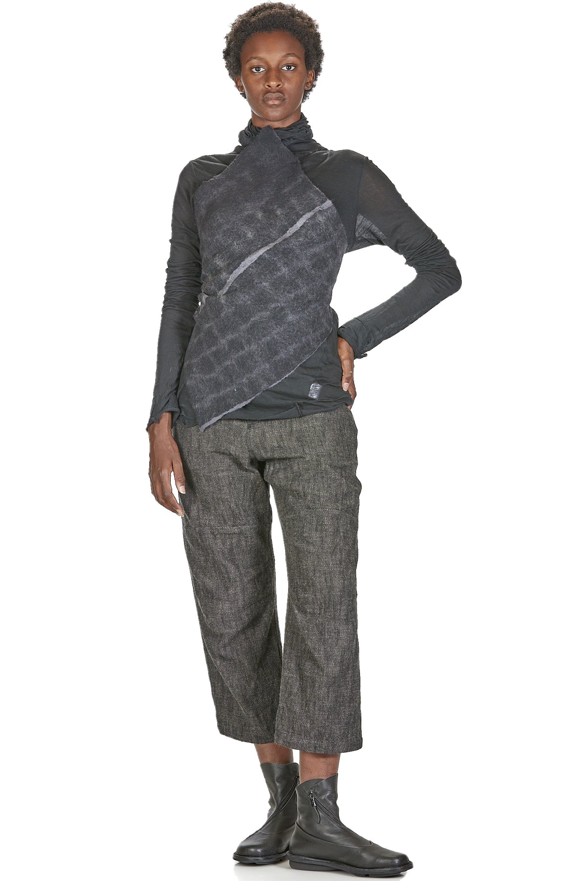 Ivo Milan Radical Fashion - top - AGOSTINA ZWILLING