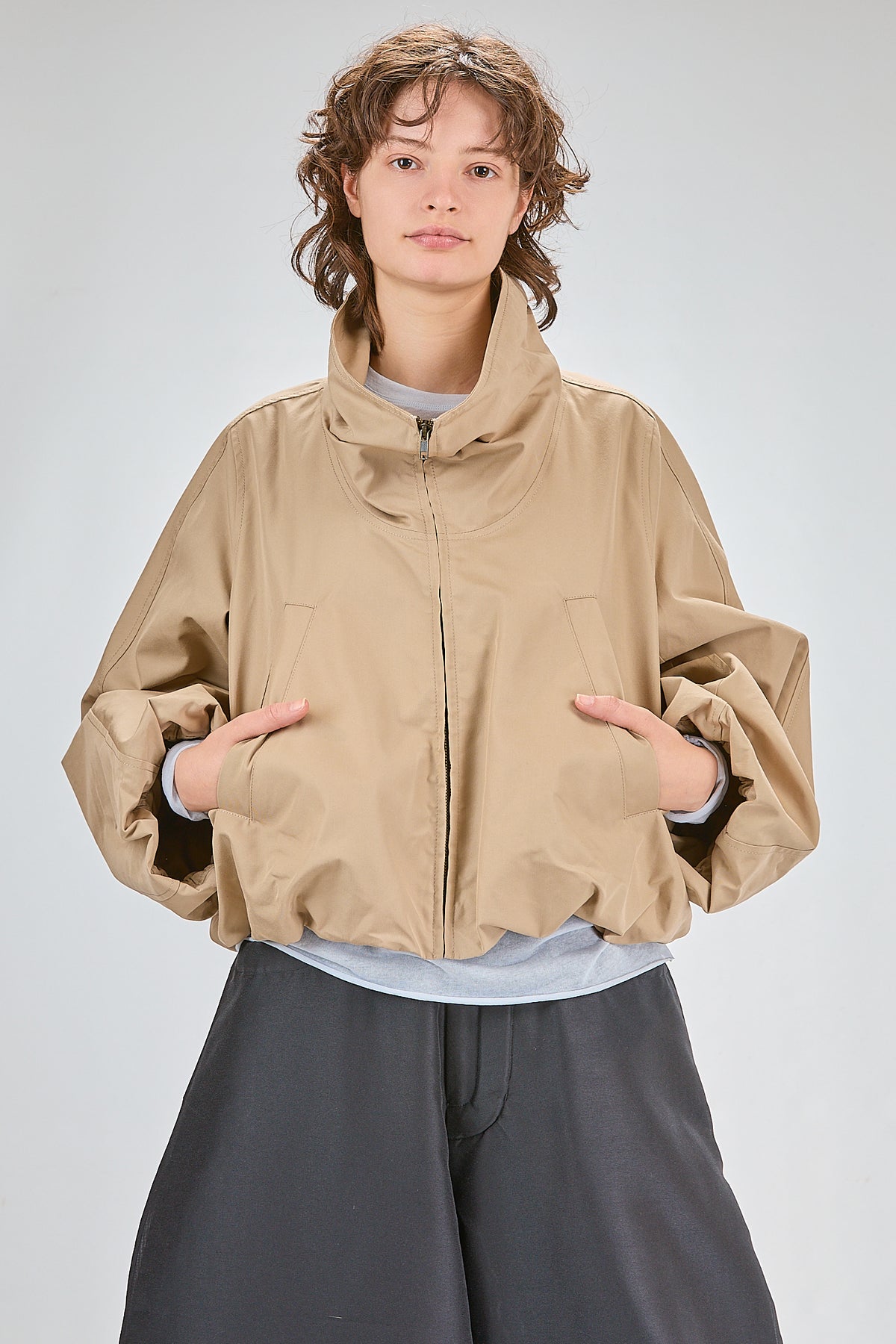 http://localhost:8180/imgBeestore/31769-1 A.jpg