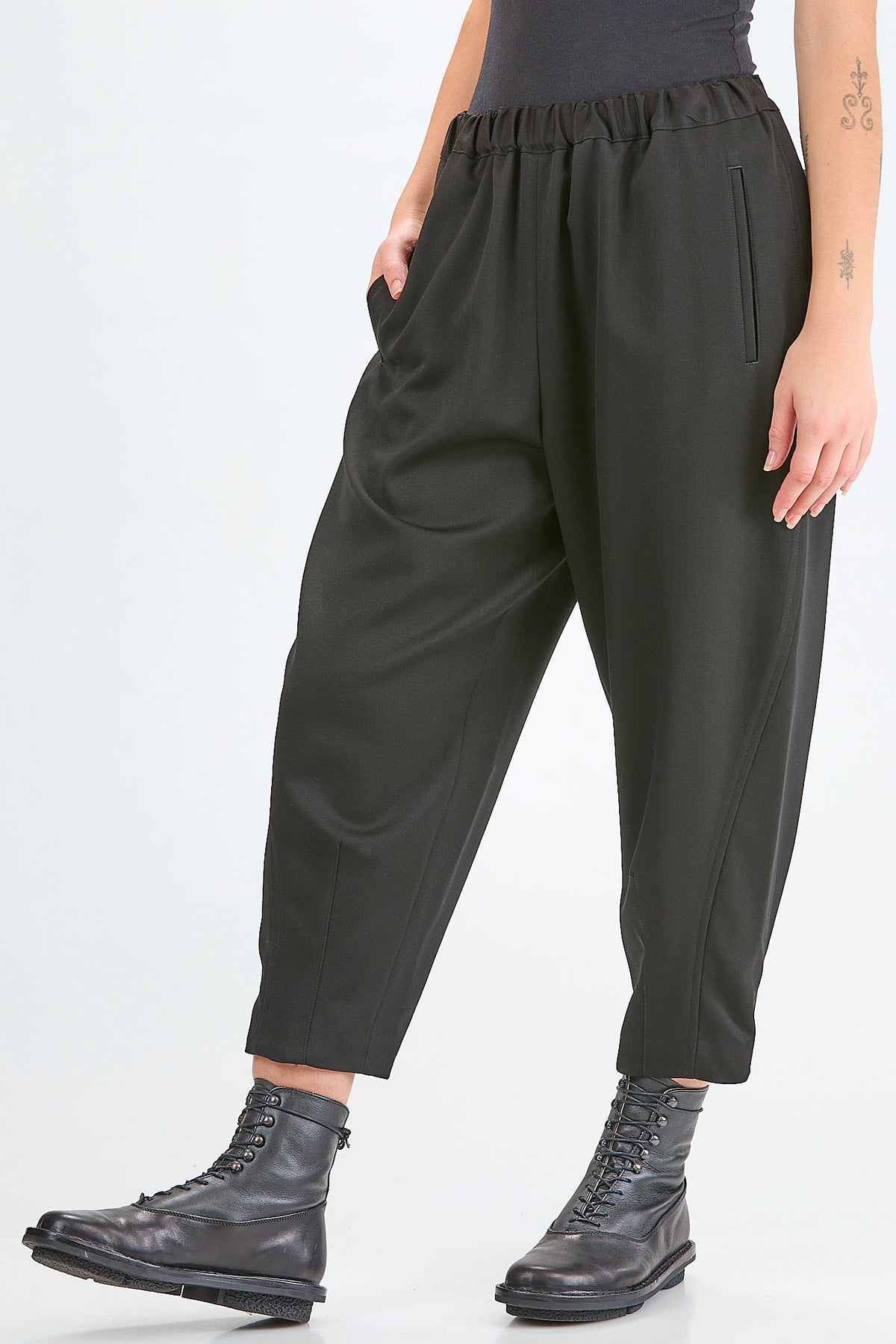 Ivo Milan Radical Fashion - pantaloni - COMME DES GARÇONS-COMME DES GARÇONS