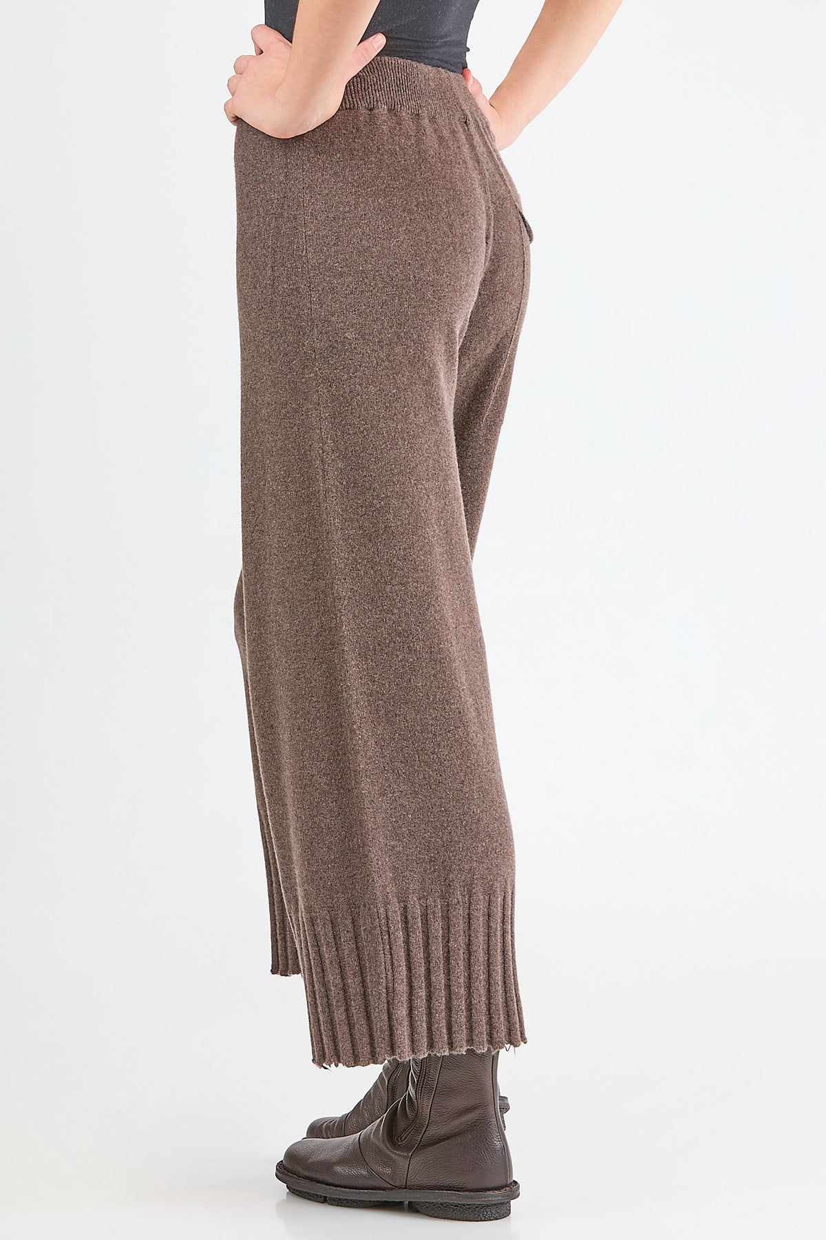 Ivo Milan Radical Fashion - pantaloni - SERIEN°UMERICA