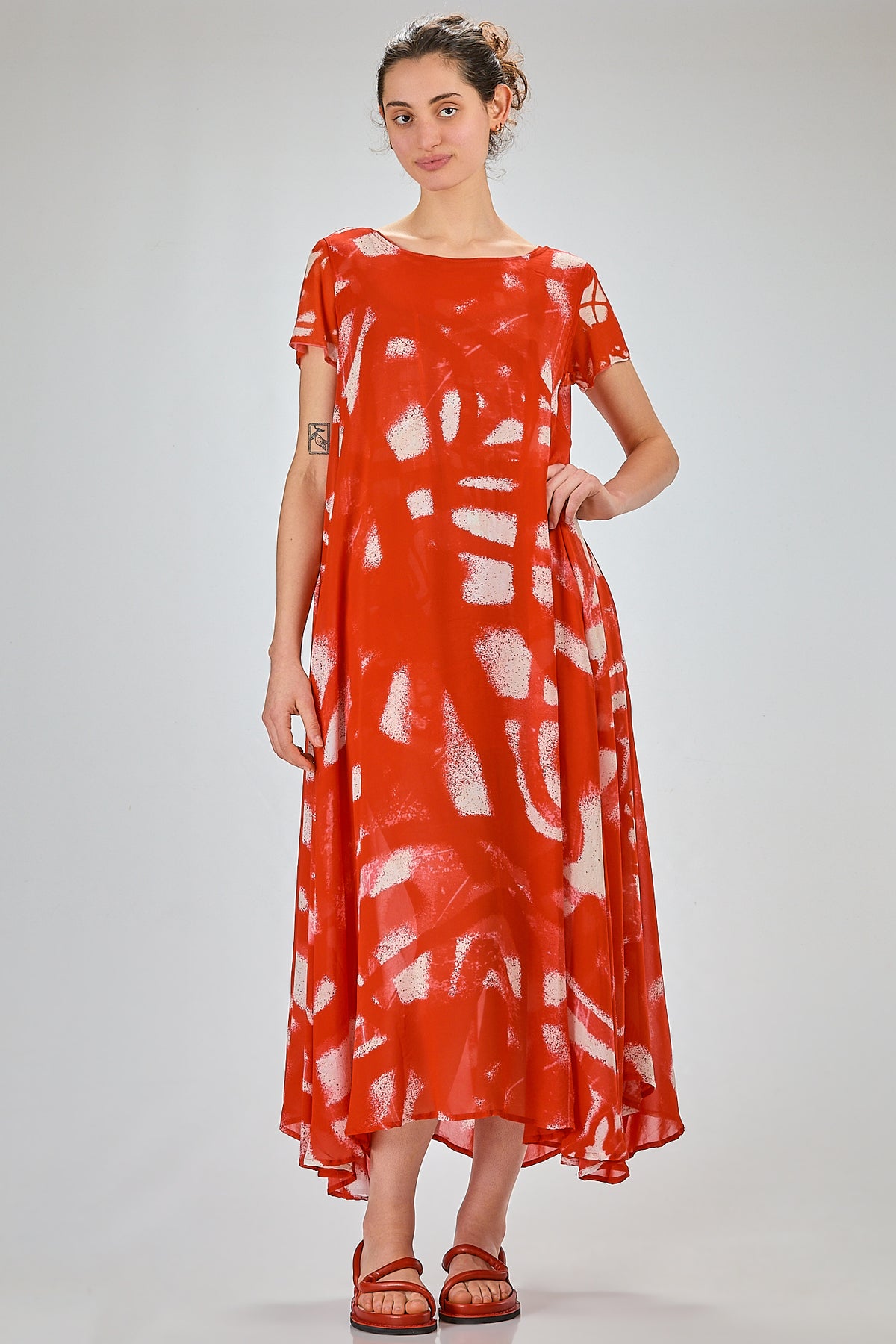 http://localhost:8180/imgBeestore/31795-1.jpg