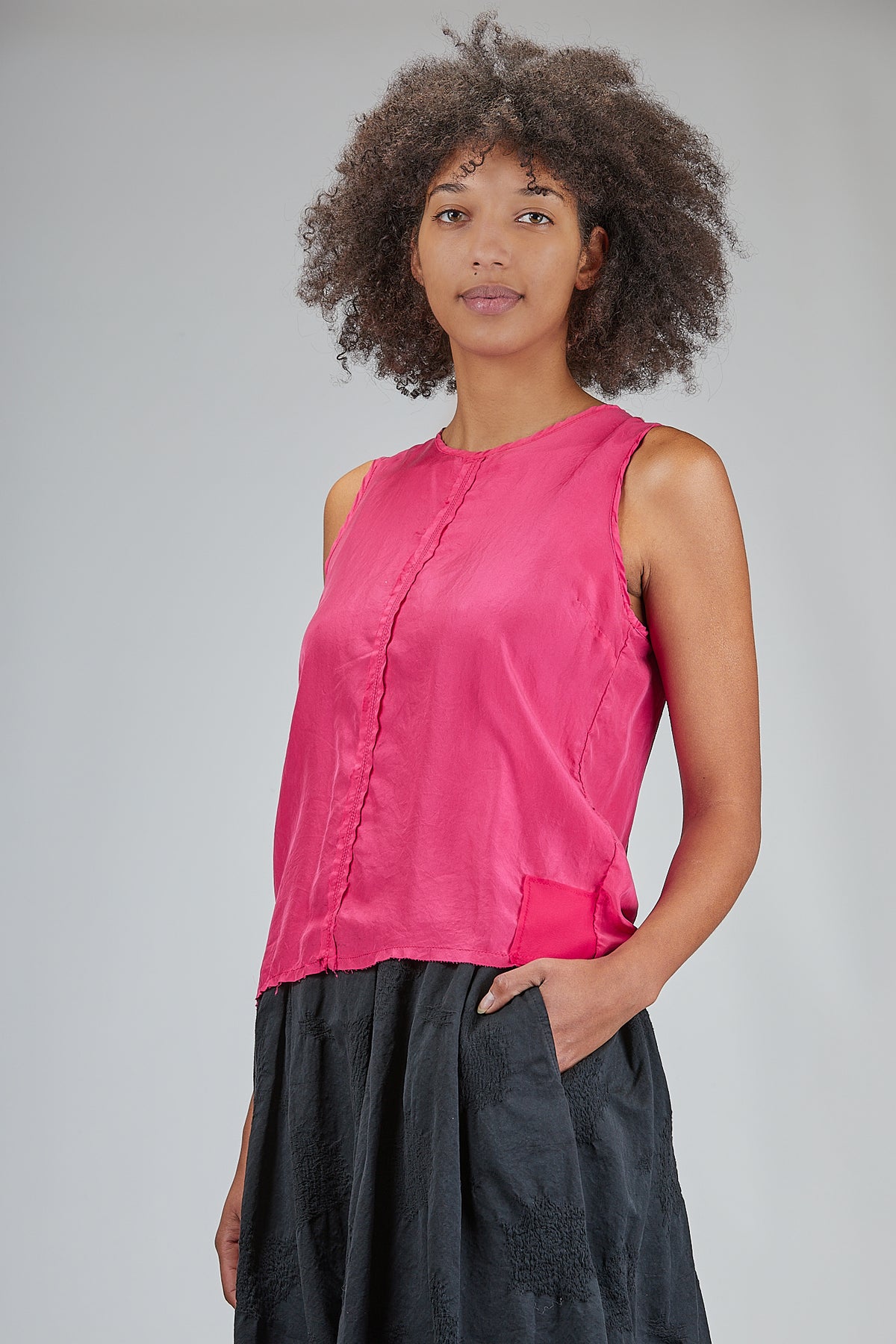 Ivo Milan Radical Fashion - top - AEQUAMENTE