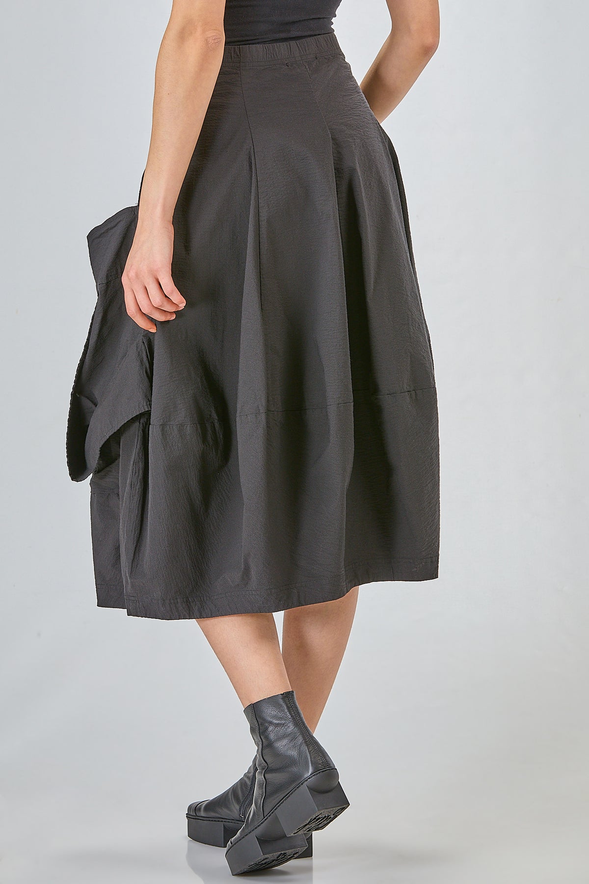 http://localhost:8180/imgBeestore/31784-1 A.jpg