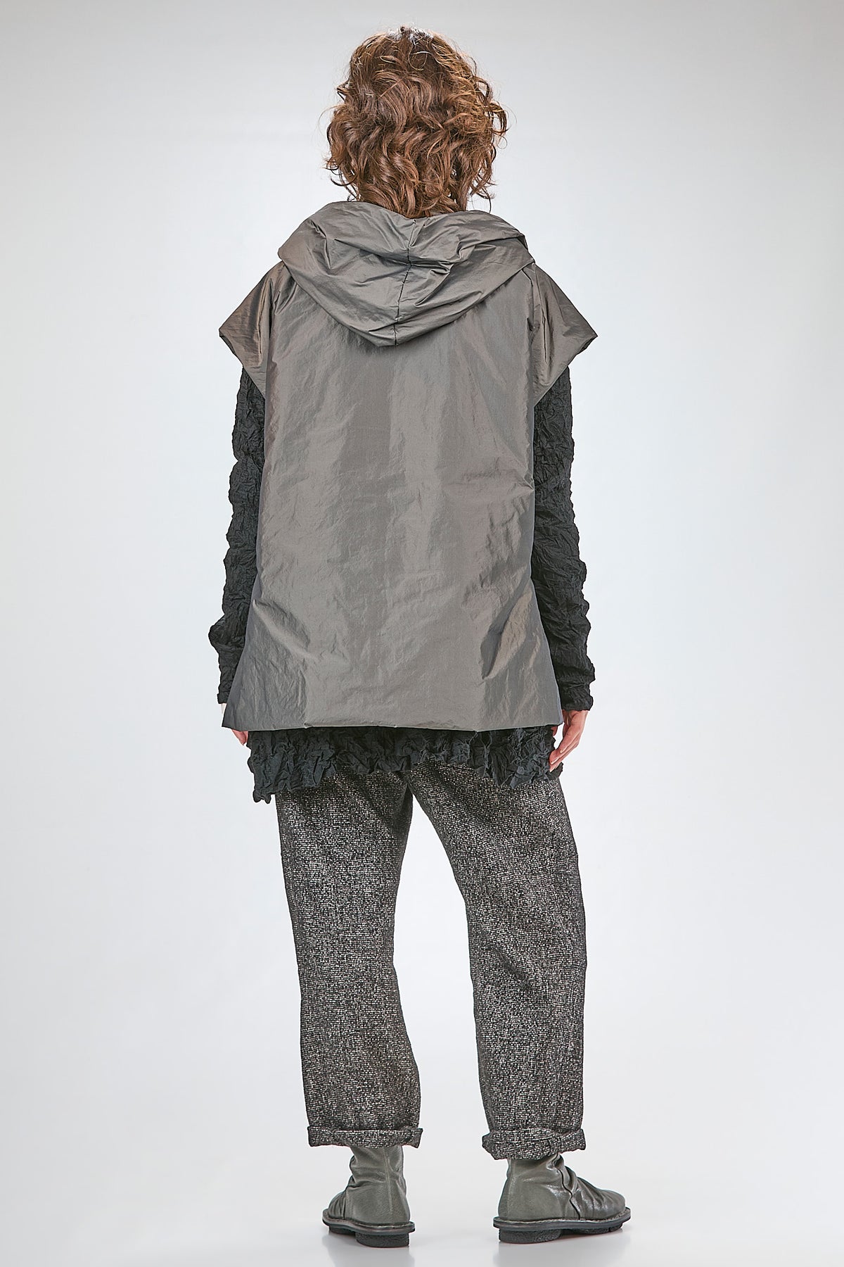 Ivo Milan Radical Fashion - piumini - SHU MORIYAMA