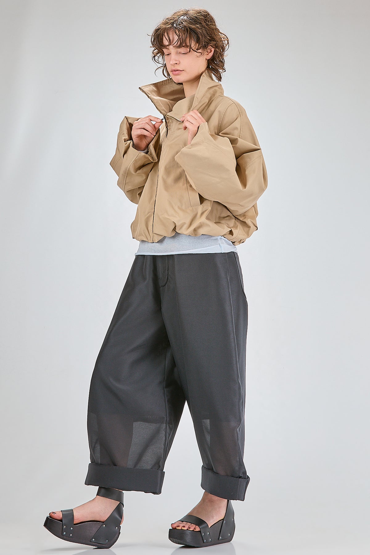 http://localhost:8180/imgBeestore/31769-1 A.jpg