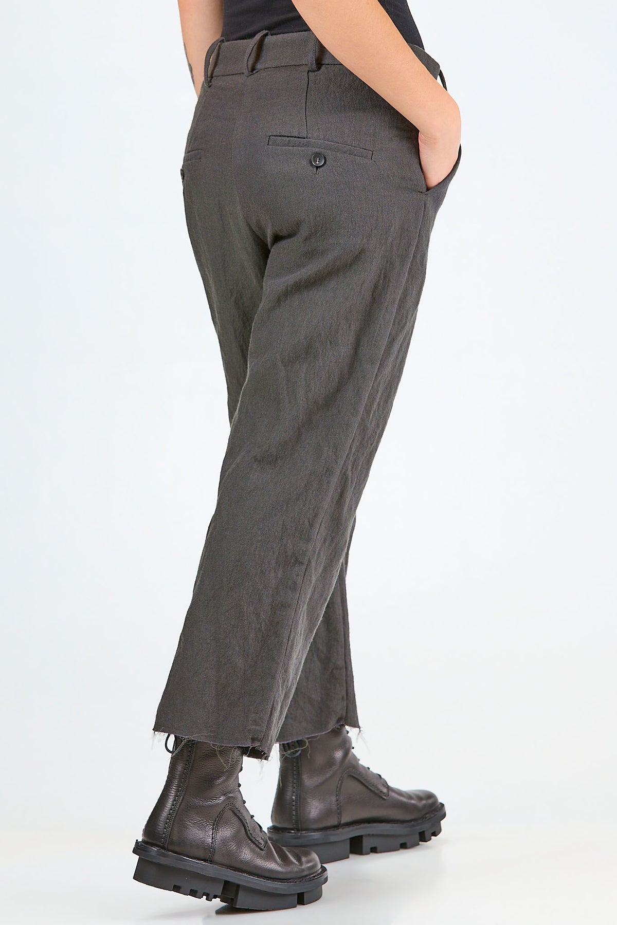 Ivo Milan Radical Fashion - pantaloni - MASNADA
