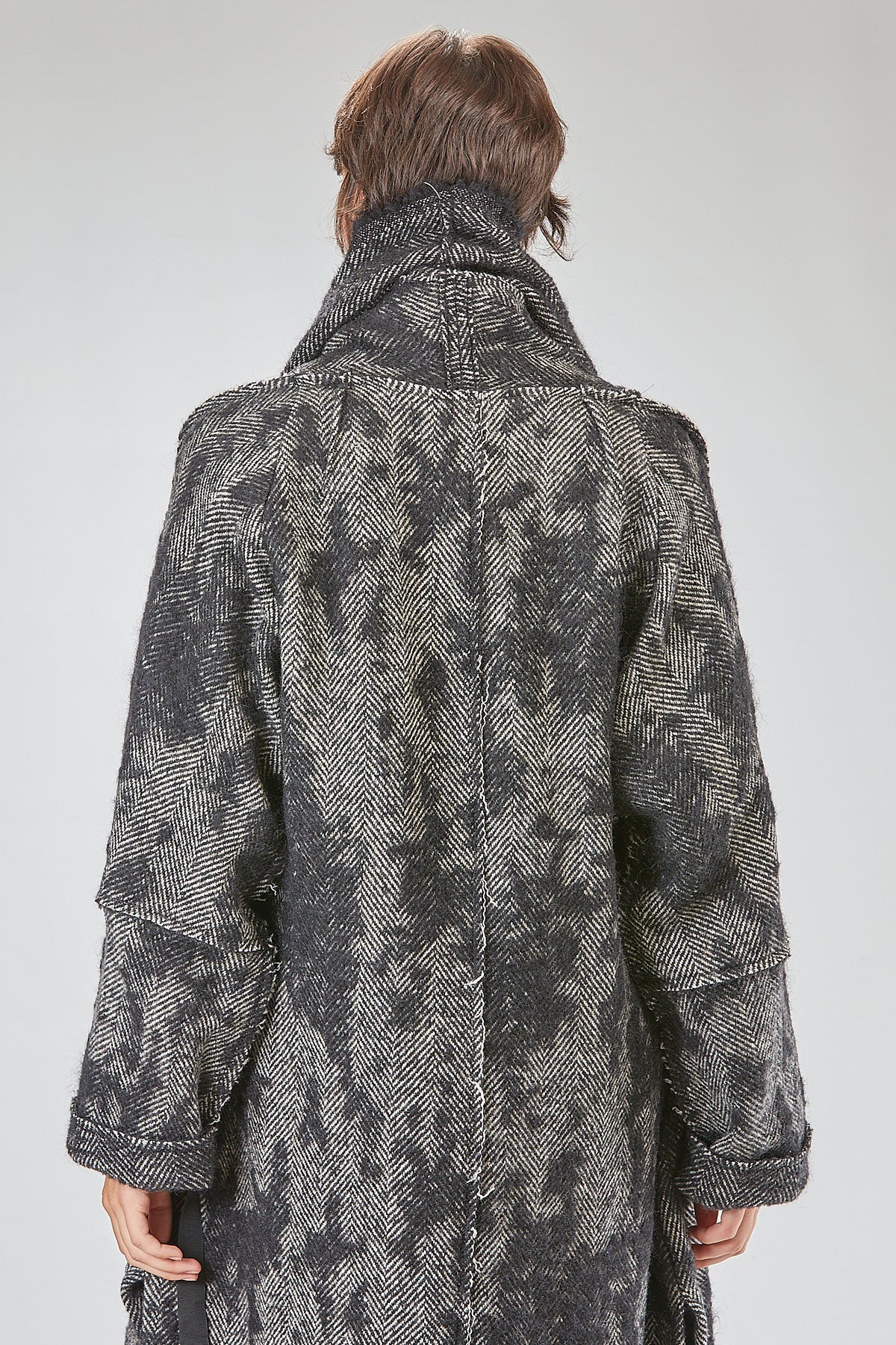 Ivo Milan Radical Fashion - cappotti - FORME DEXPRESSION