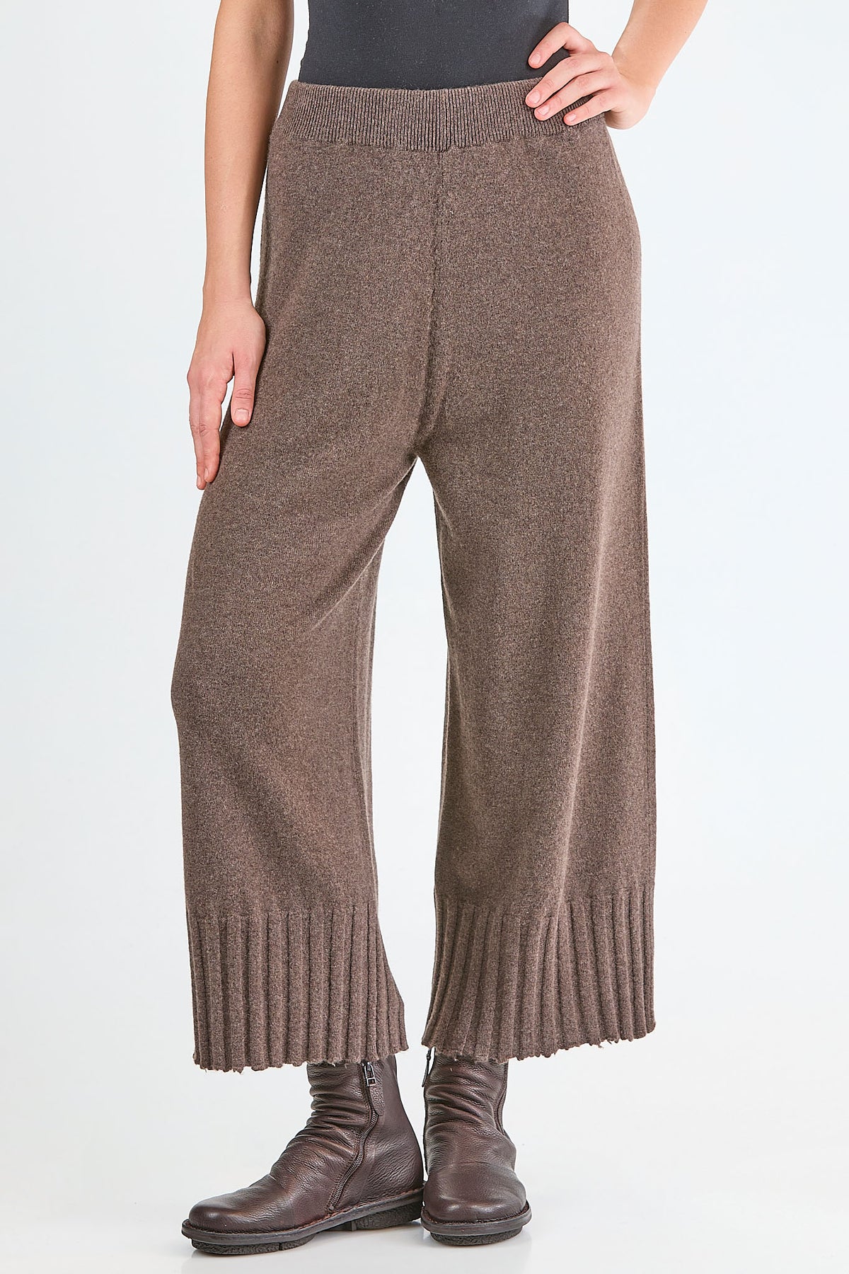 Ivo Milan Radical Fashion - pantaloni - SERIEN°UMERICA