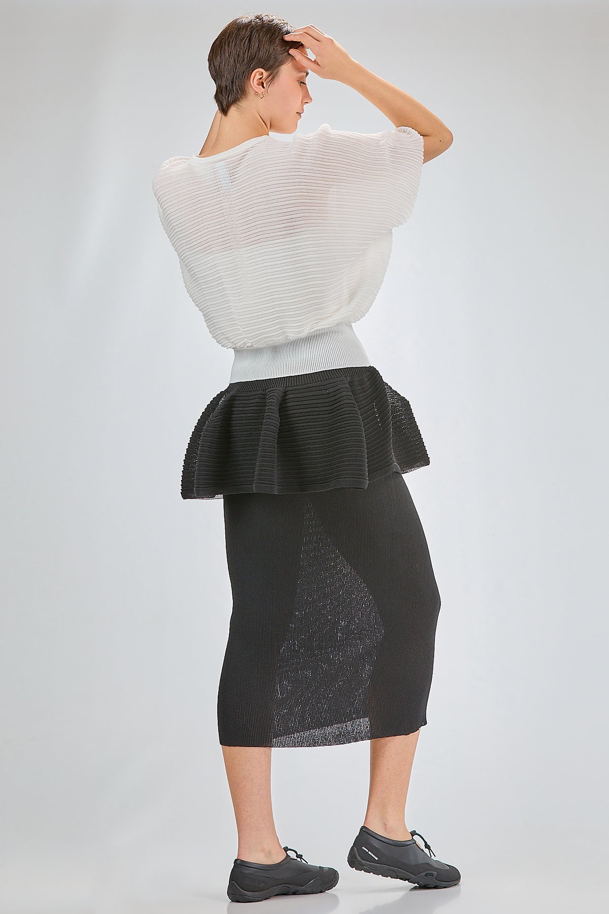 http://localhost:8180/imgBeestore/31661-1 A.jpg