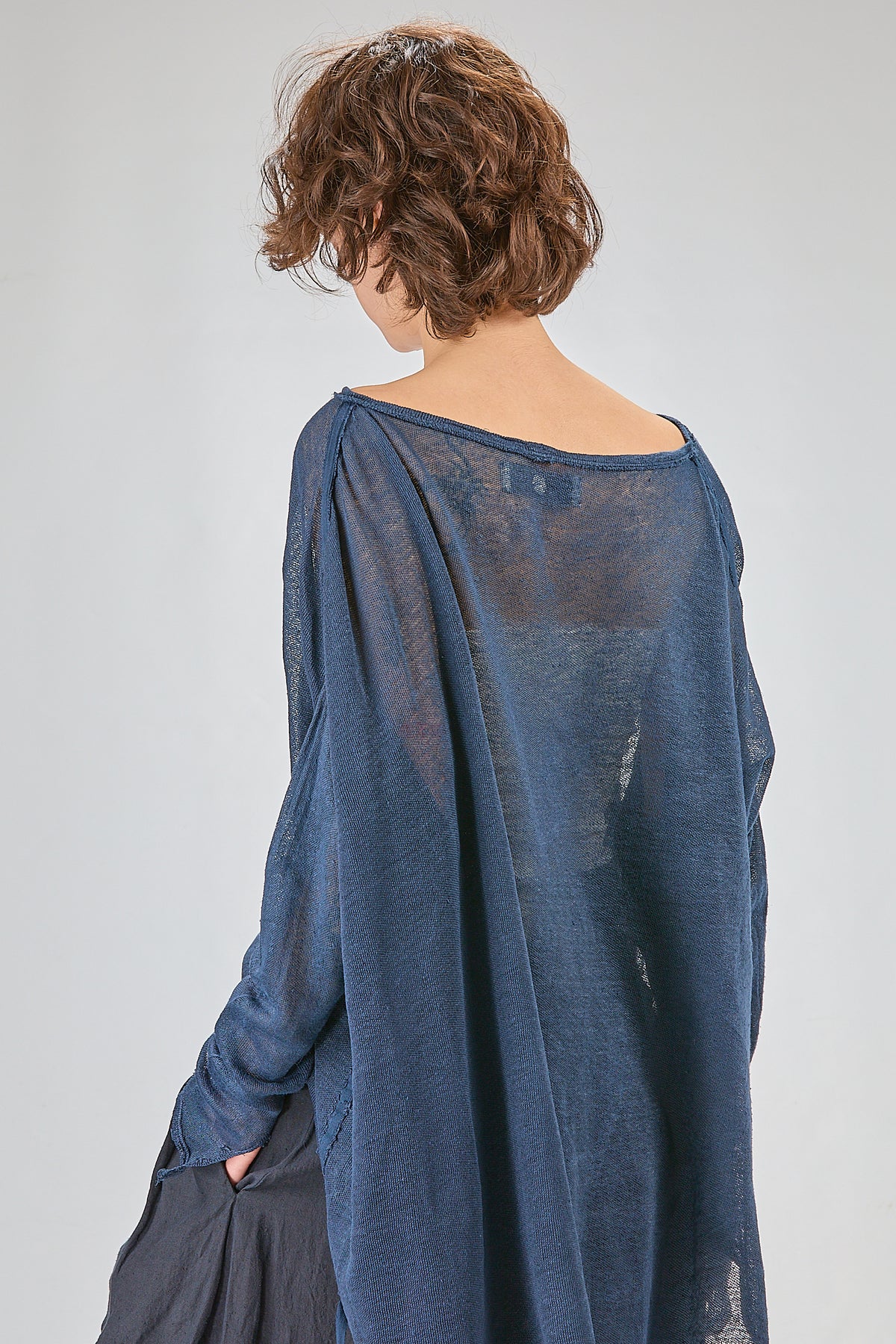 http://localhost:8180/imgBeestore/31759-1 A.jpg