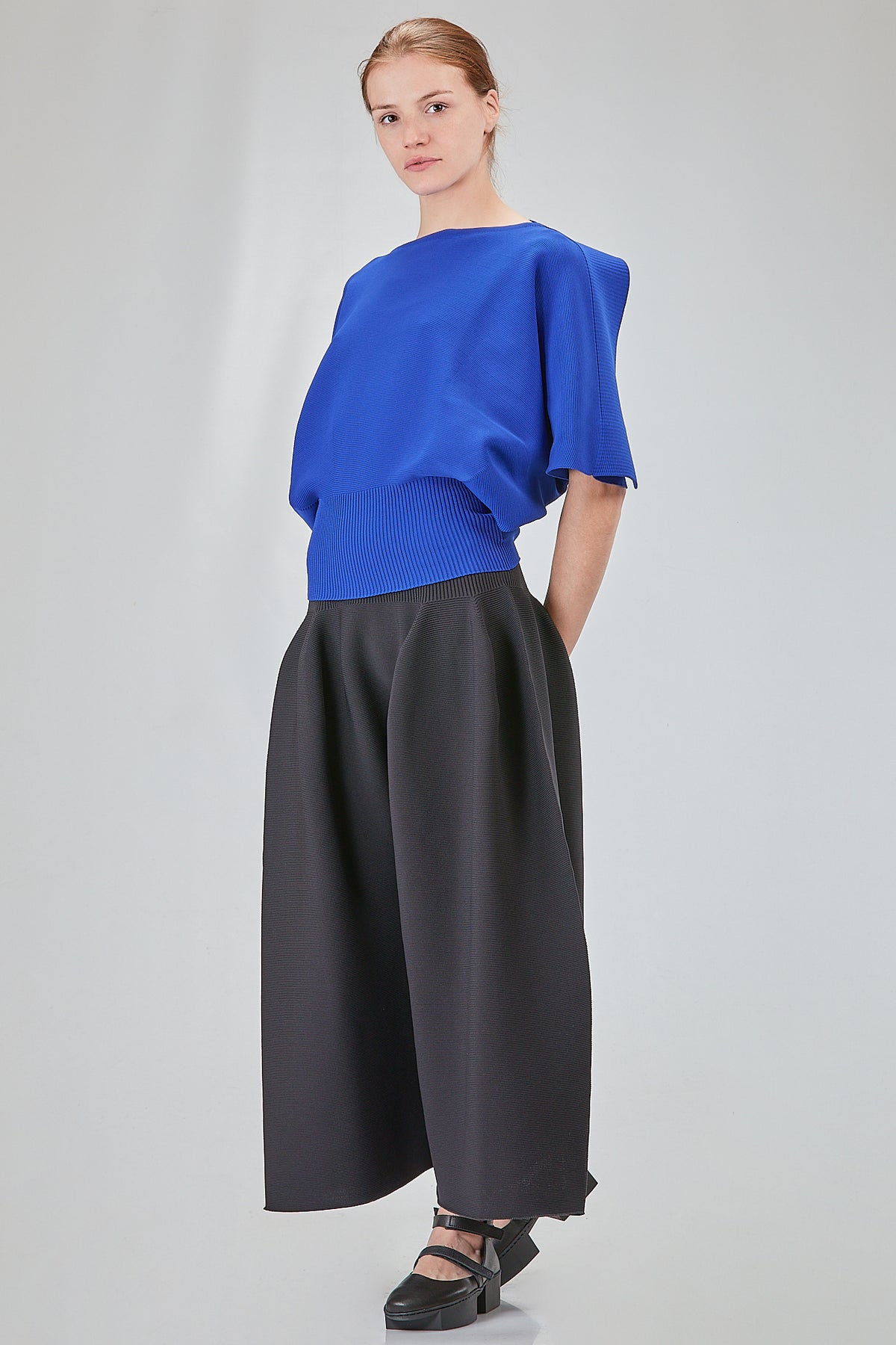 Ivo Milan Radical Fashion - top - CFCL