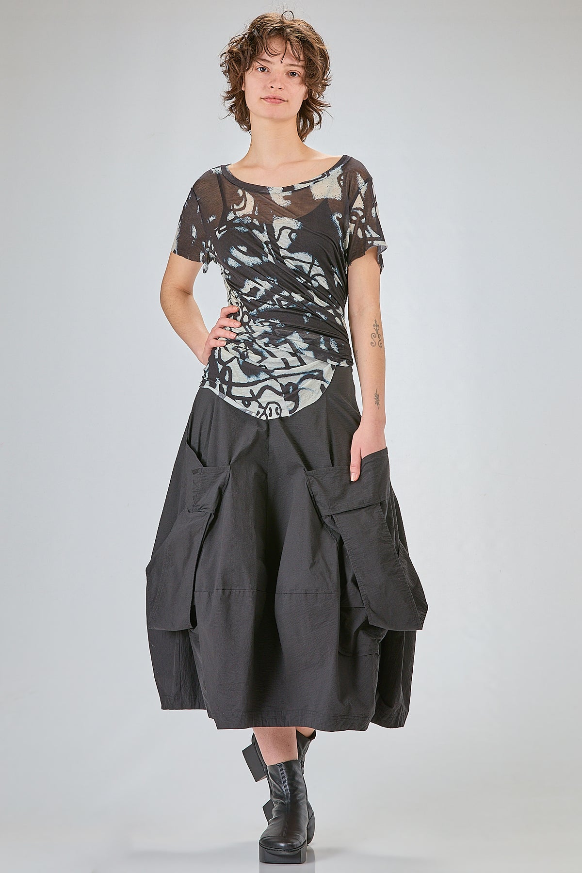 http://localhost:8180/imgBeestore/31791-1 A.jpg