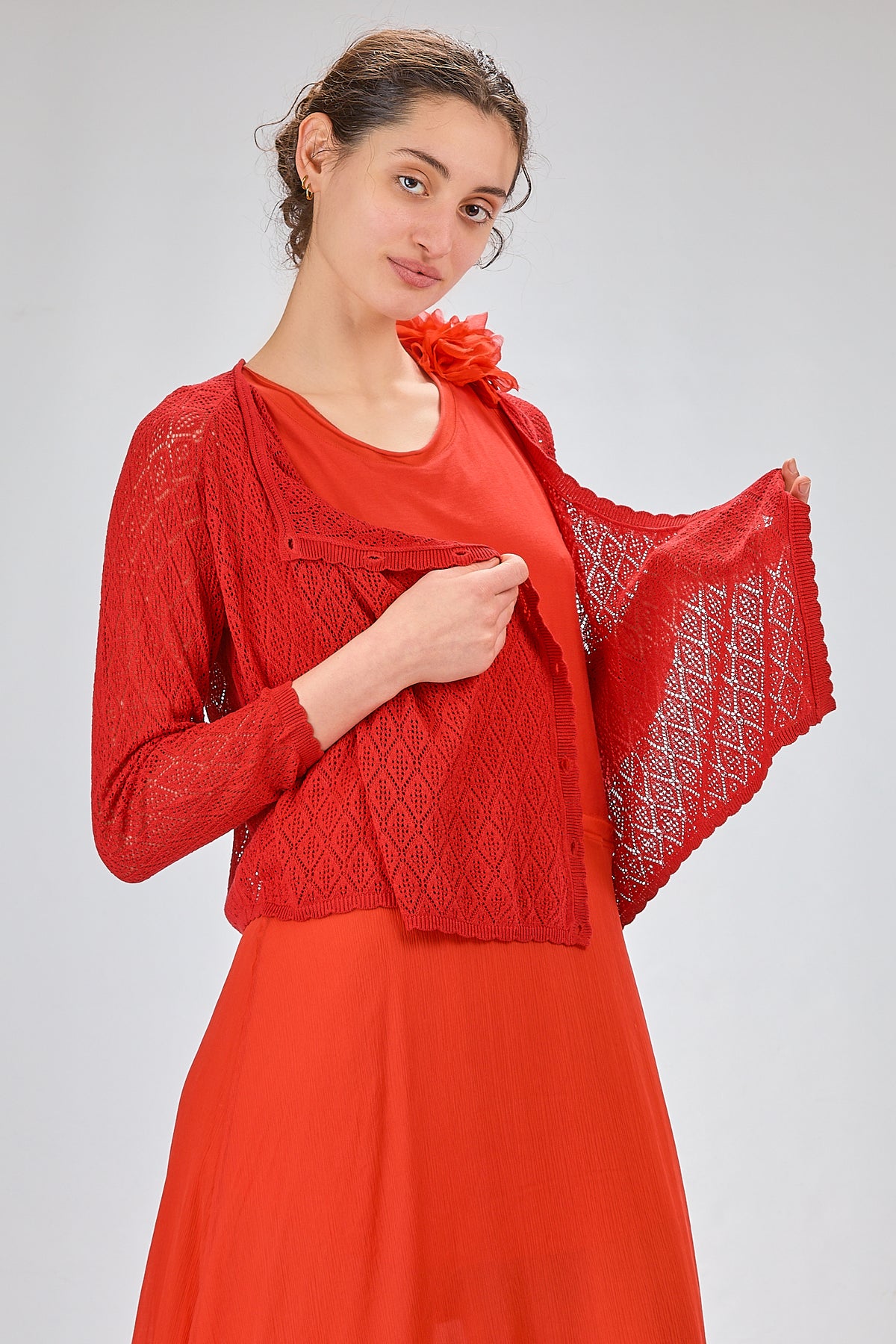 http://localhost:8180/imgBeestore/31622-1 A.jpg