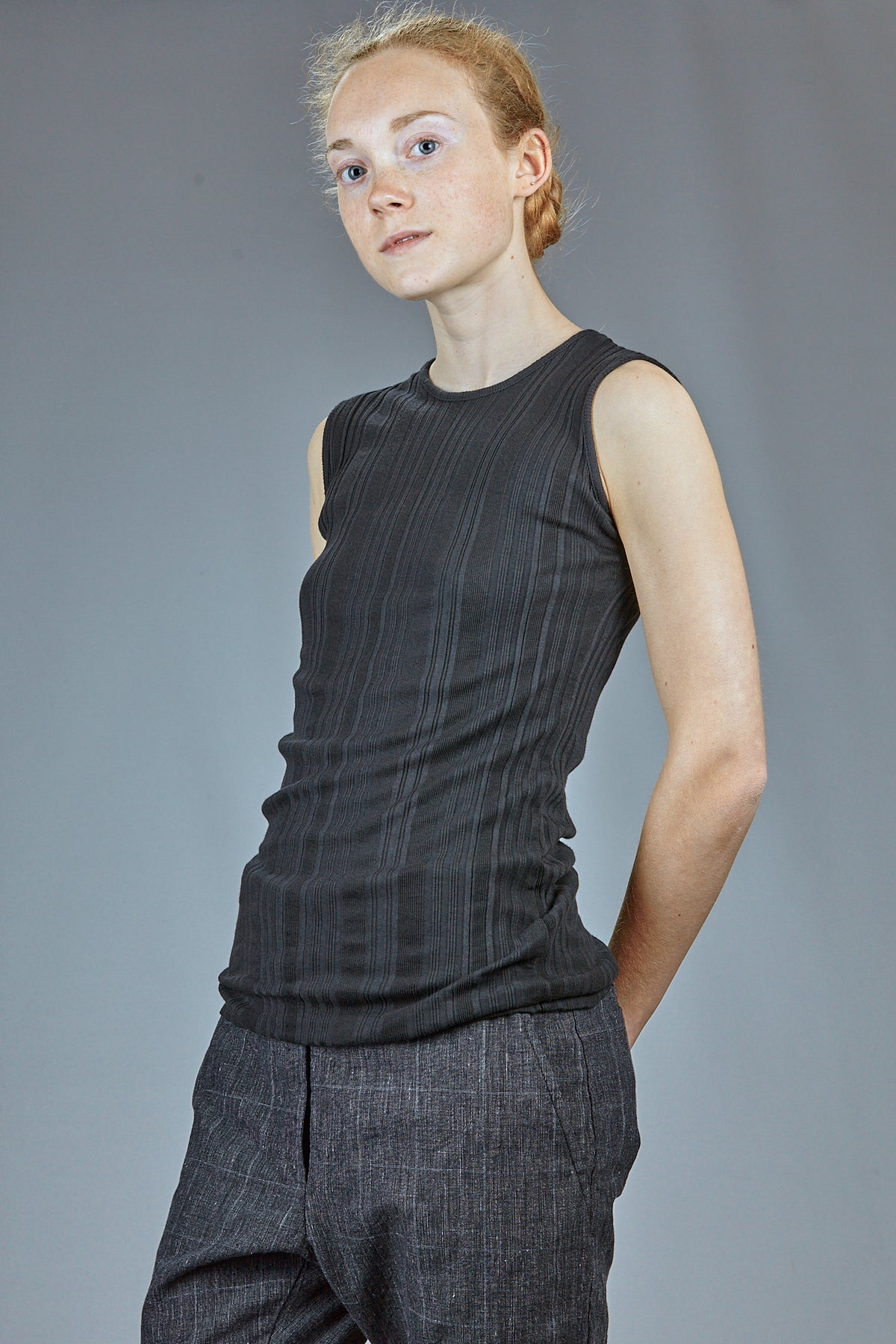 Ivo Milan Radical Fashion - top - AEQUAMENTE