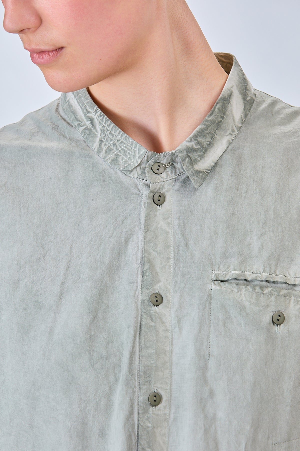 http://localhost:8180/imgBeestore/31817-1 A.jpg
