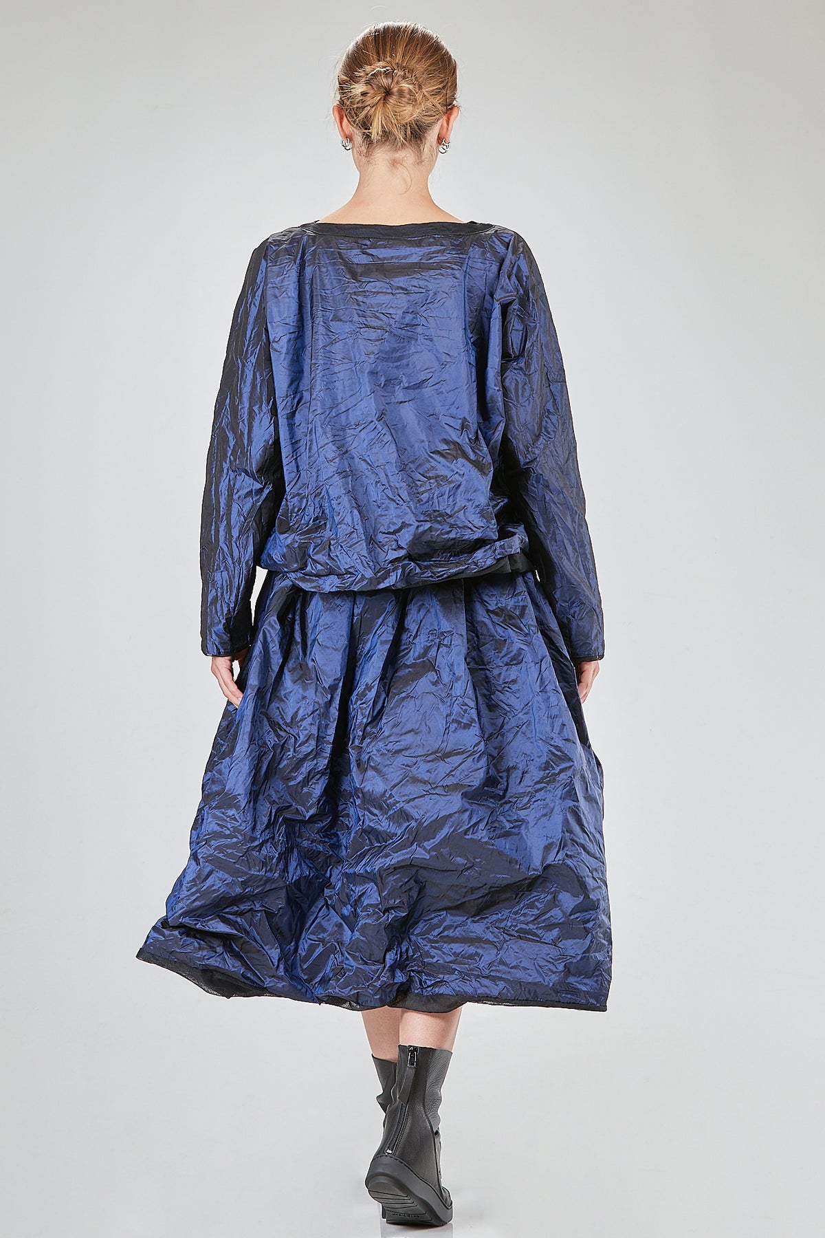 Ivo Milan Radical Fashion - top - LUSSI