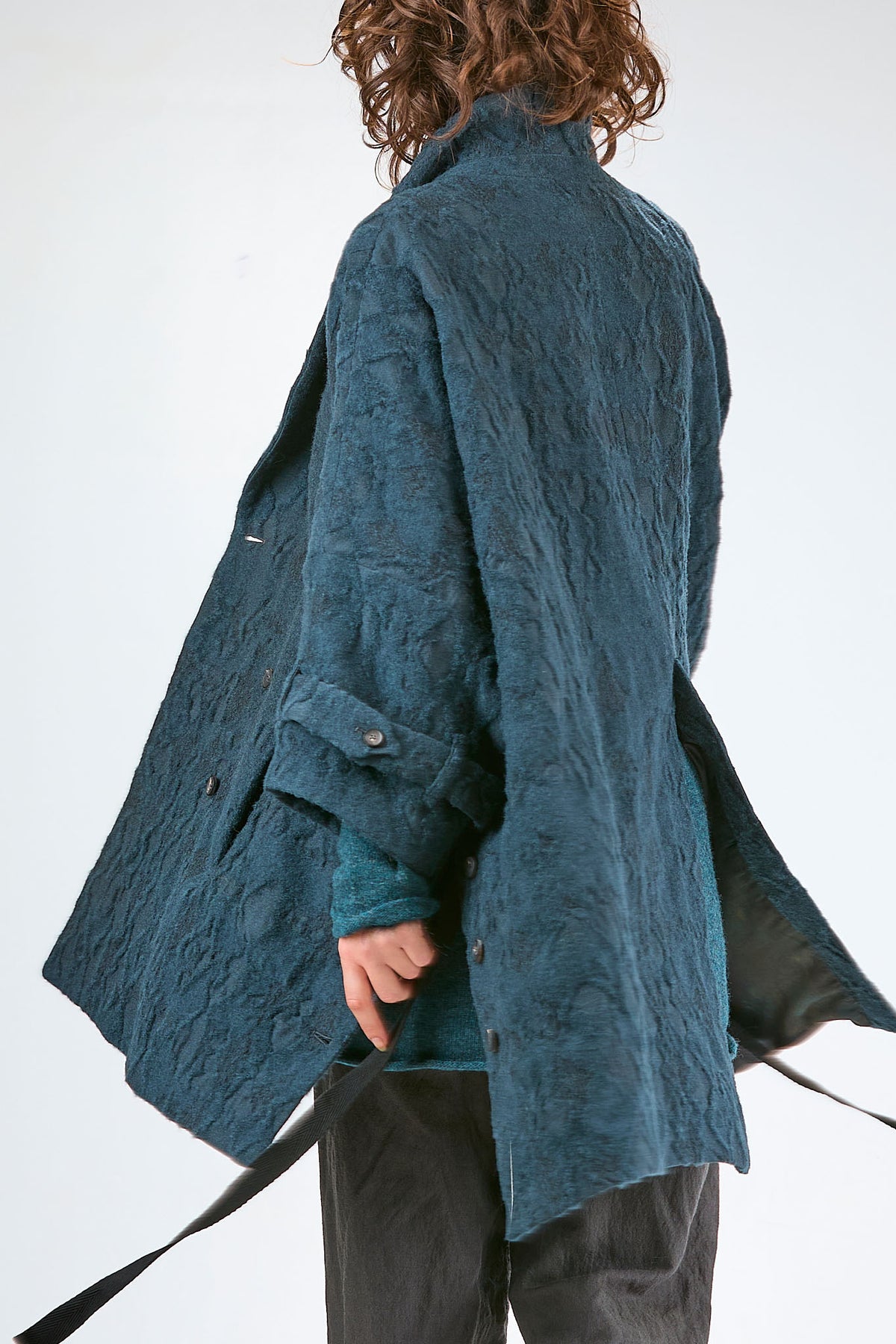 Ivo Milan Radical Fashion - caban d. - MASNADA
