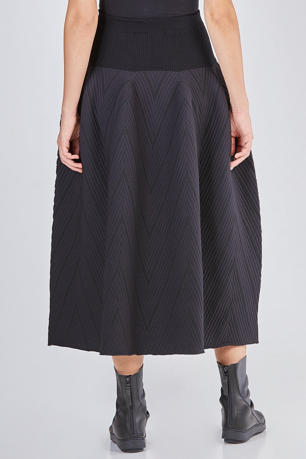 Ivo Milan Radical Fashion - gonne - CFCL