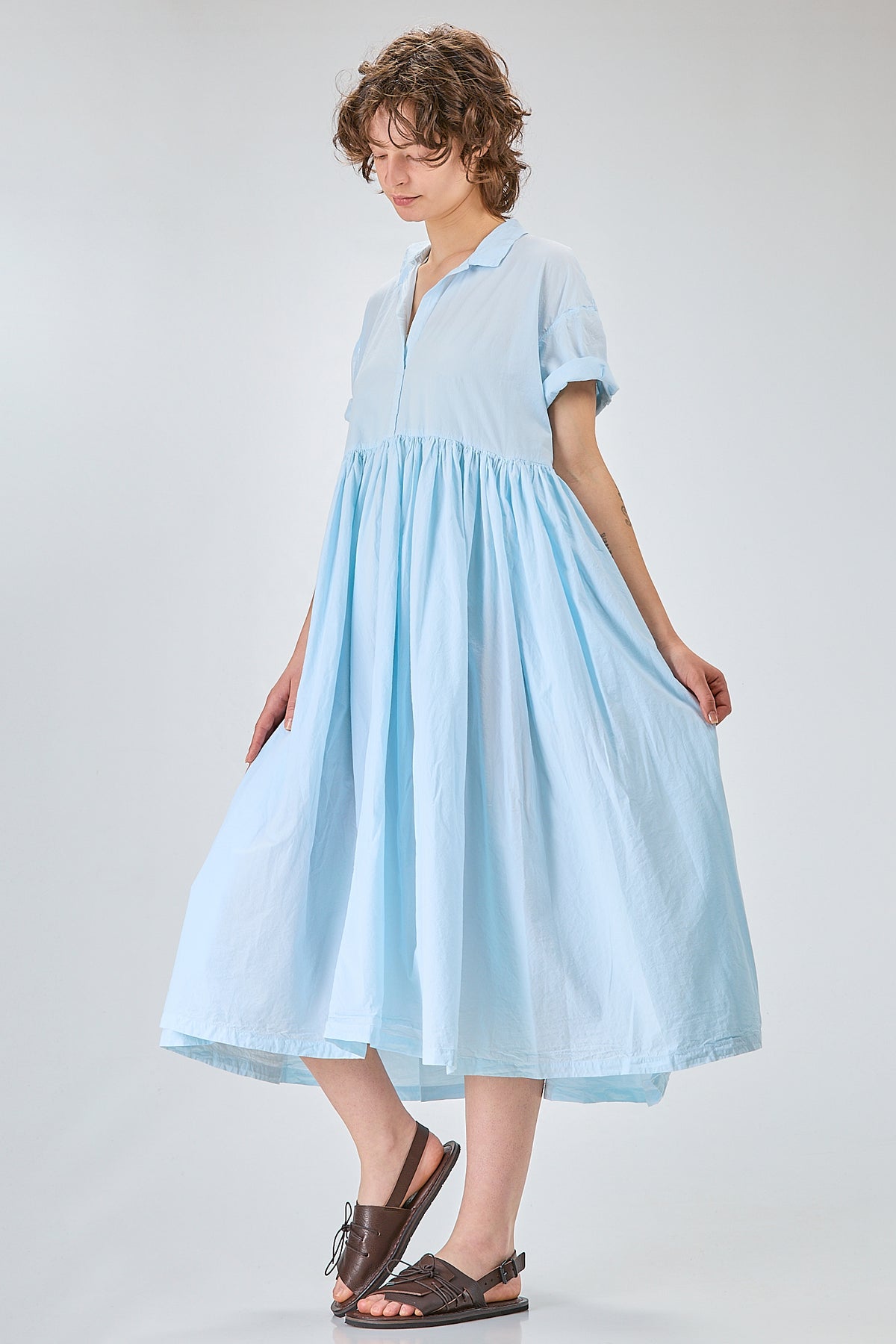 http://localhost:8180/imgBeestore/31740-1 A.jpg
