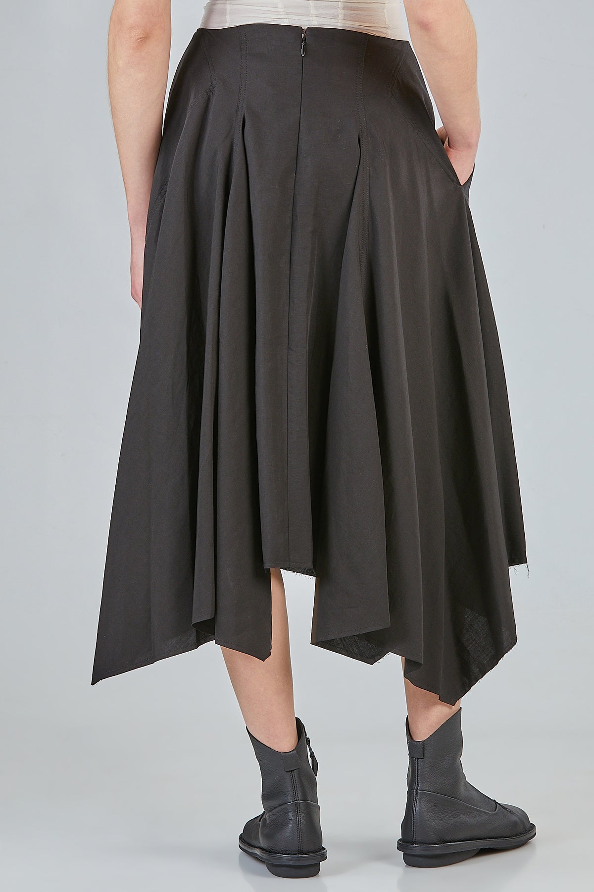 Ivo Milan Radical Fashion - gonne - FORME DEXPRESSION