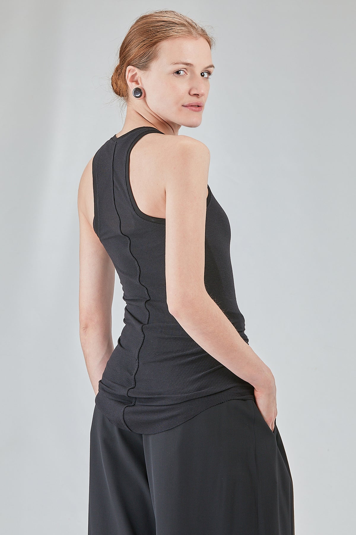 Ivo Milan Radical Fashion - canottiere - ISABEL BENENATO