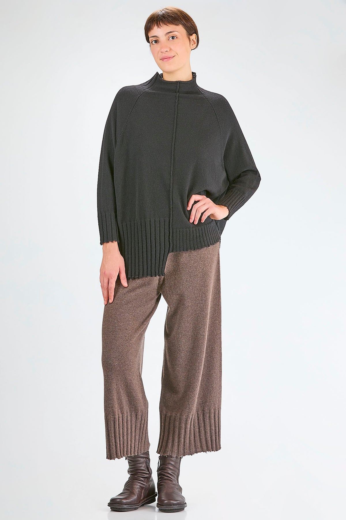 Ivo Milan Radical Fashion - maglieria d. - SERIEN°UMERICA