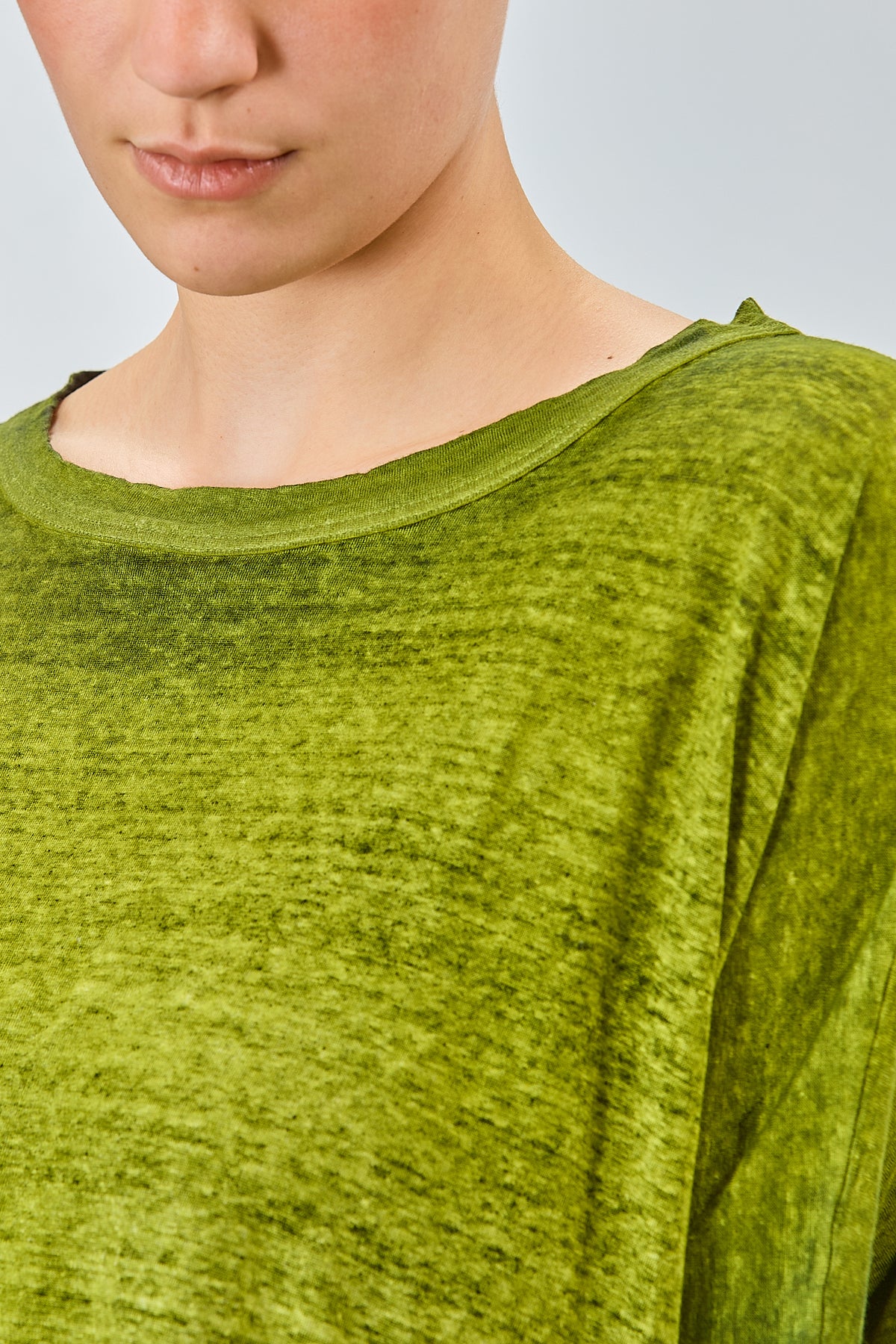 http://localhost:8180/imgBeestore/31628-1 A.jpg