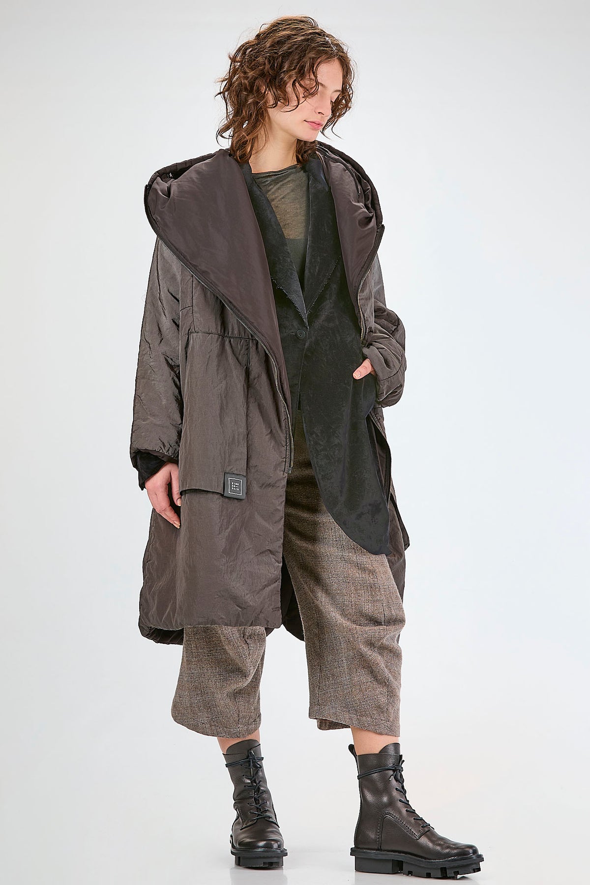 Ivo Milan Radical Fashion - cappotti - KIMONORAIN
