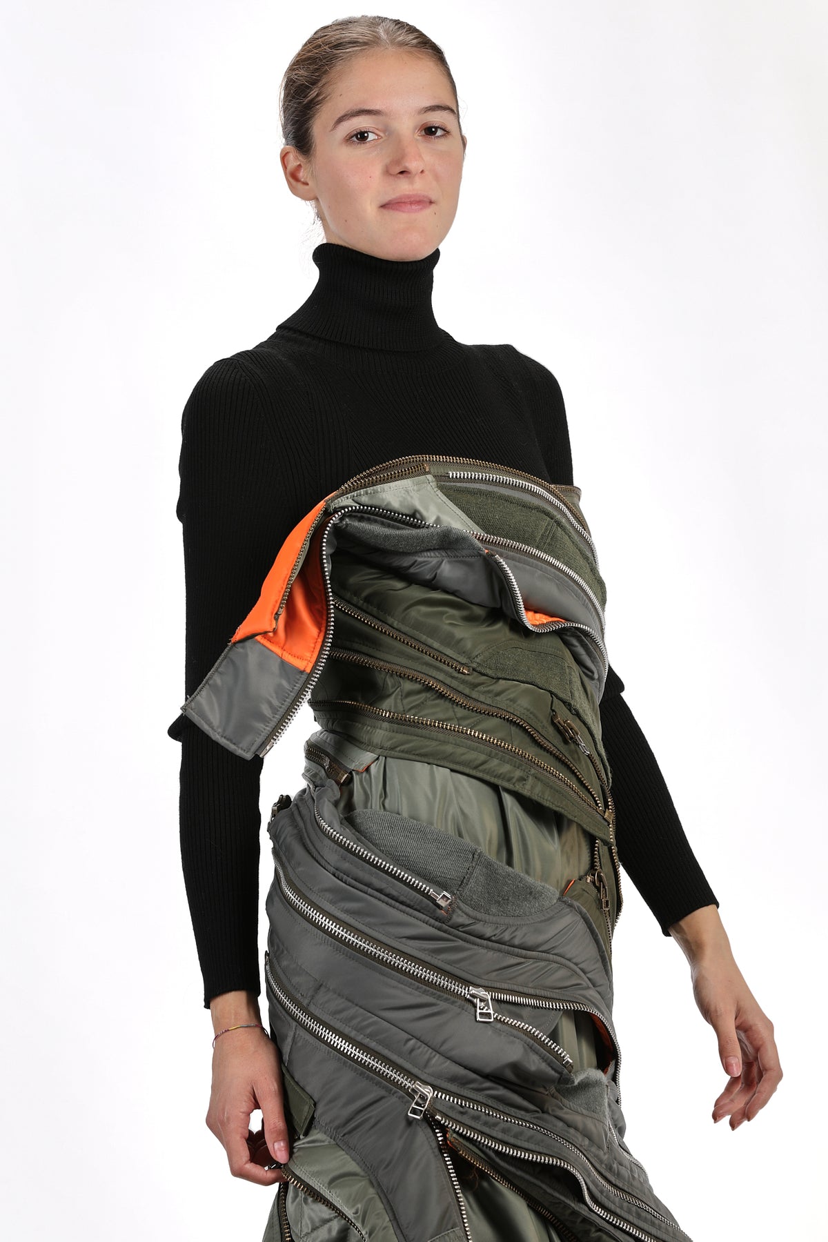 \GESTIONALEimgBeestore29087-1 A IVO MILAN RADICAL FASHION presents JUNYA WATANABE COMME DES GARCONS long green hunting dress made with nylon satin bands joined by zip.jpg