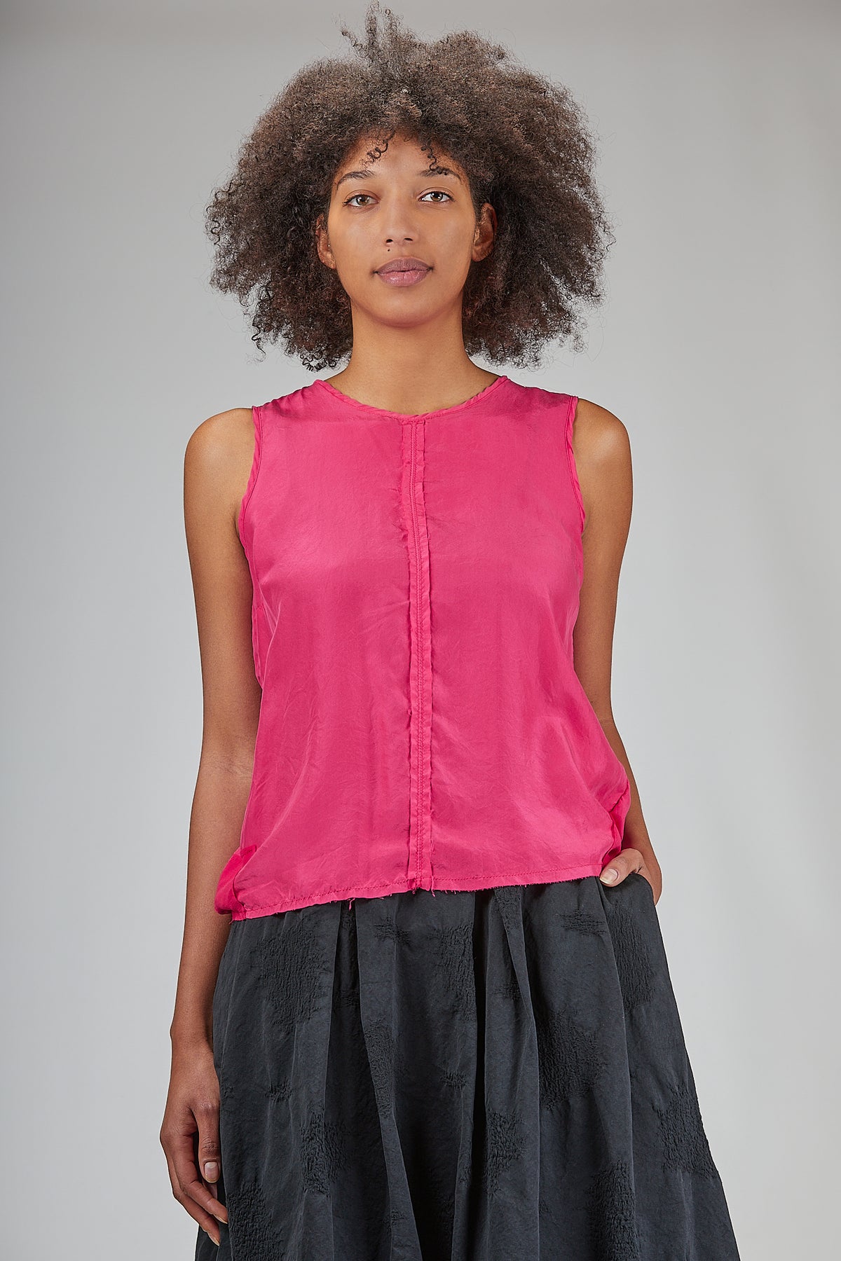 Ivo Milan Radical Fashion - top - AEQUAMENTE