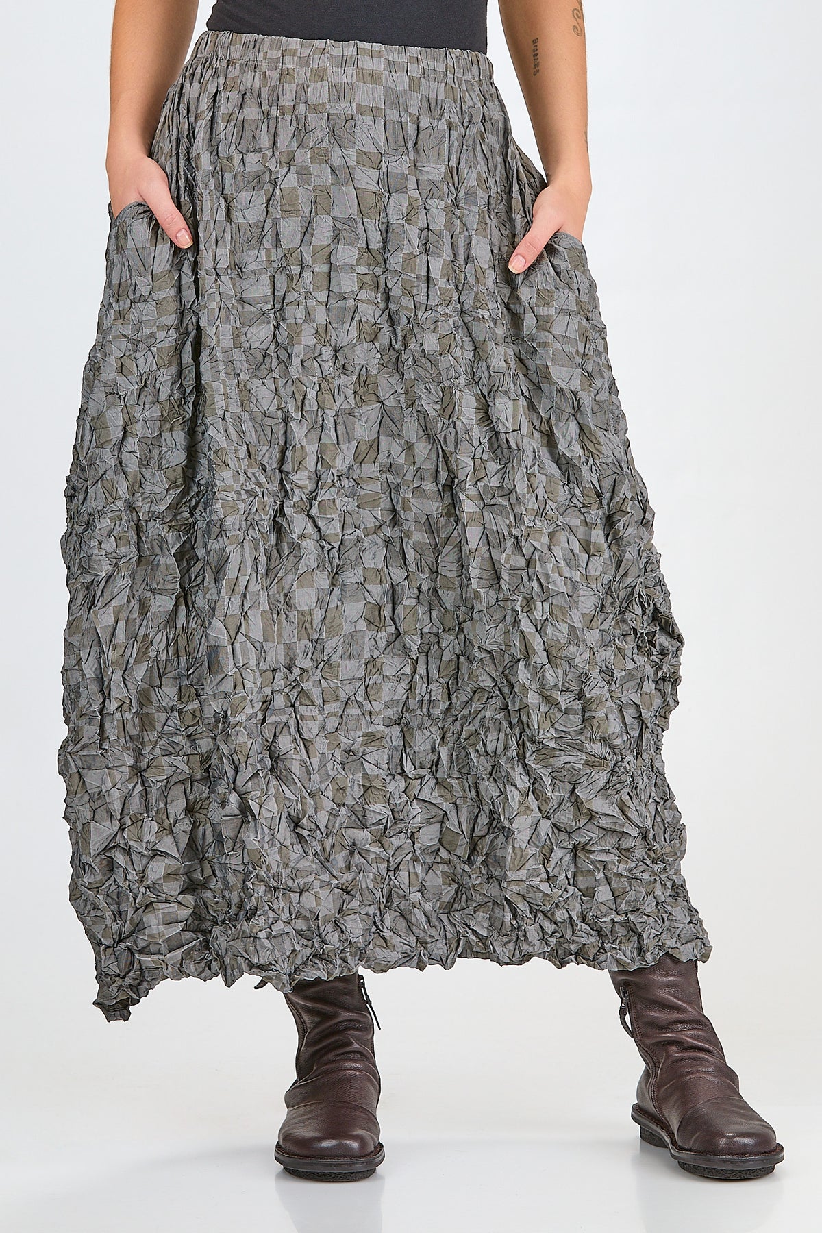 Ivo Milan Radical Fashion - gonne - SHU MORIYAMA