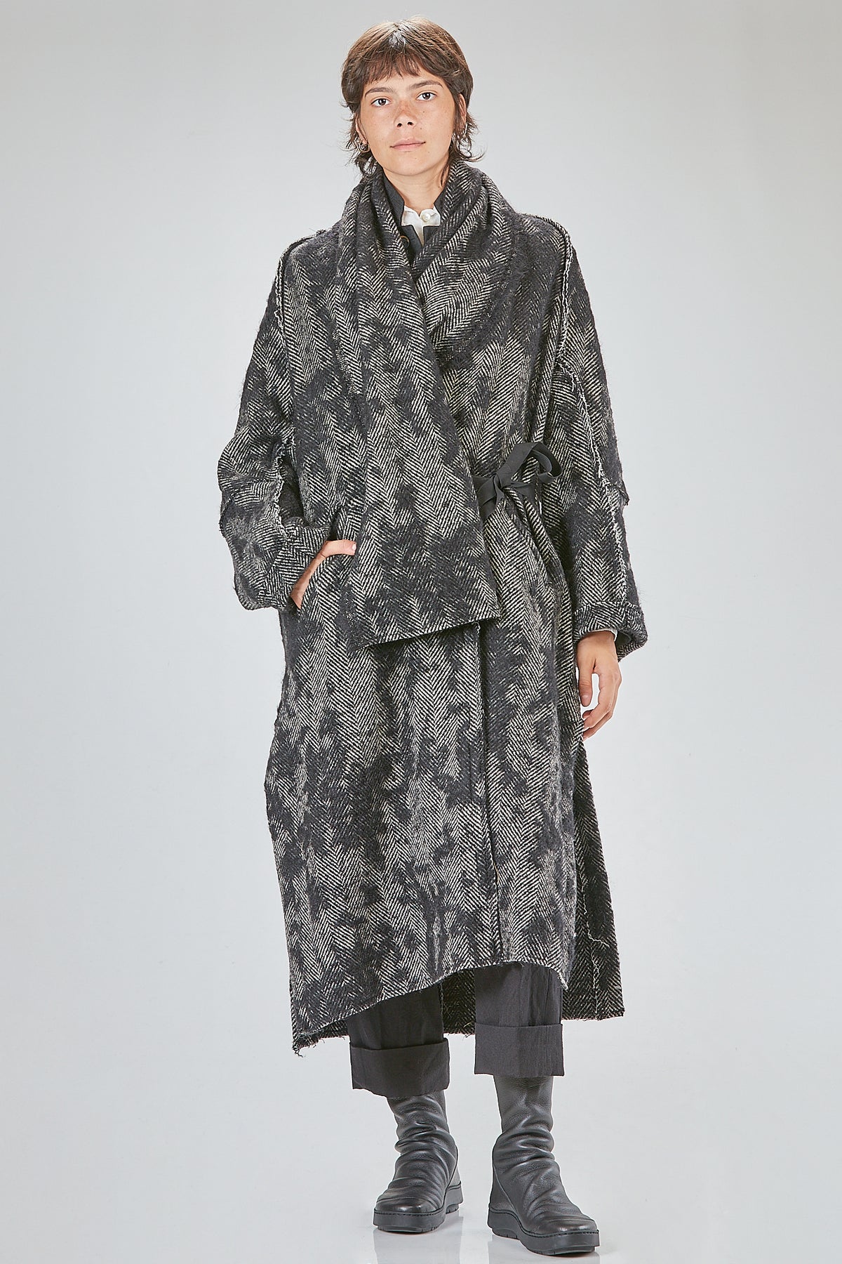 Ivo Milan Radical Fashion - cappotti - FORME DEXPRESSION