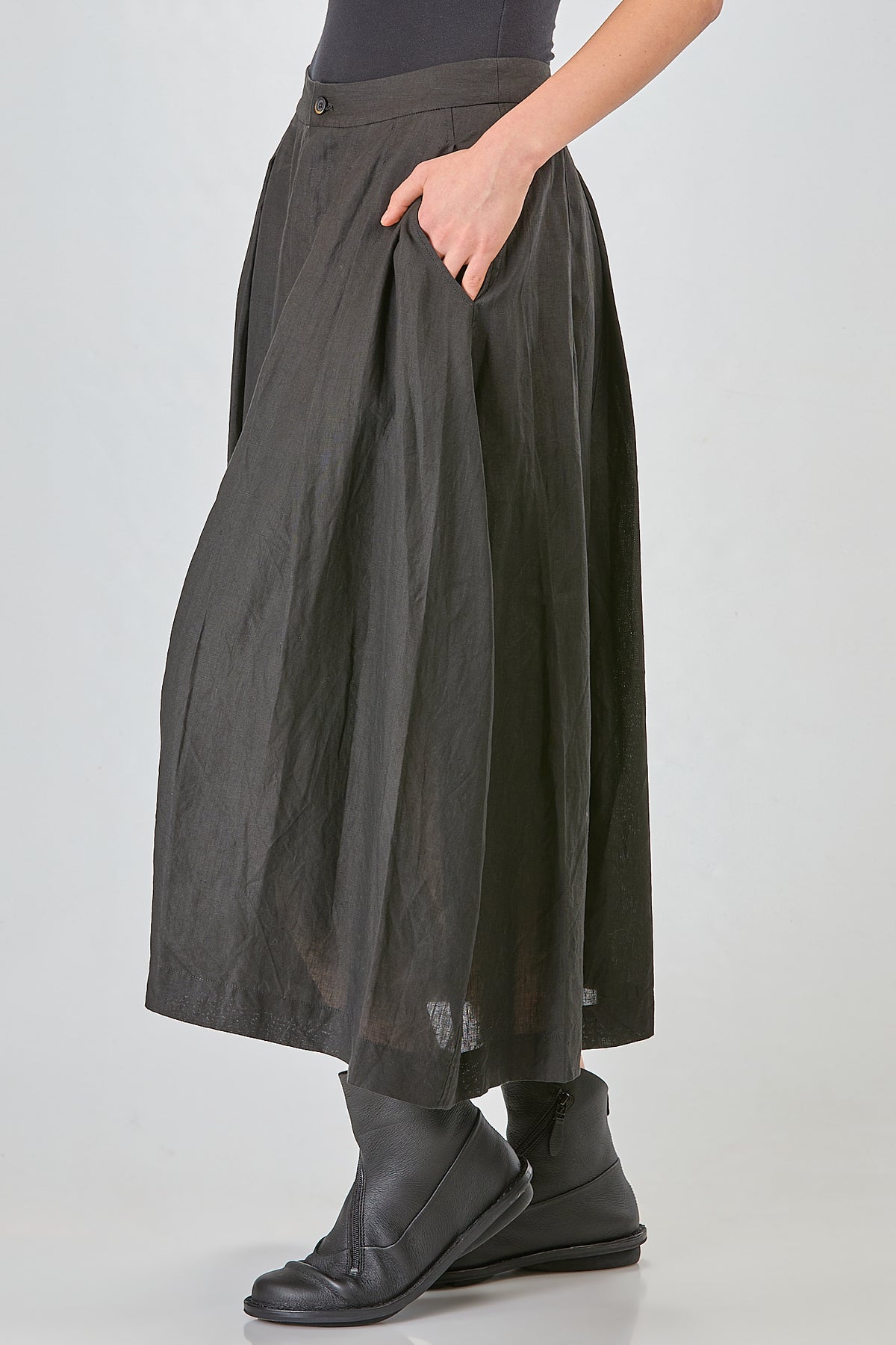 Ivo Milan Radical Fashion - gonne - FORME DEXPRESSION