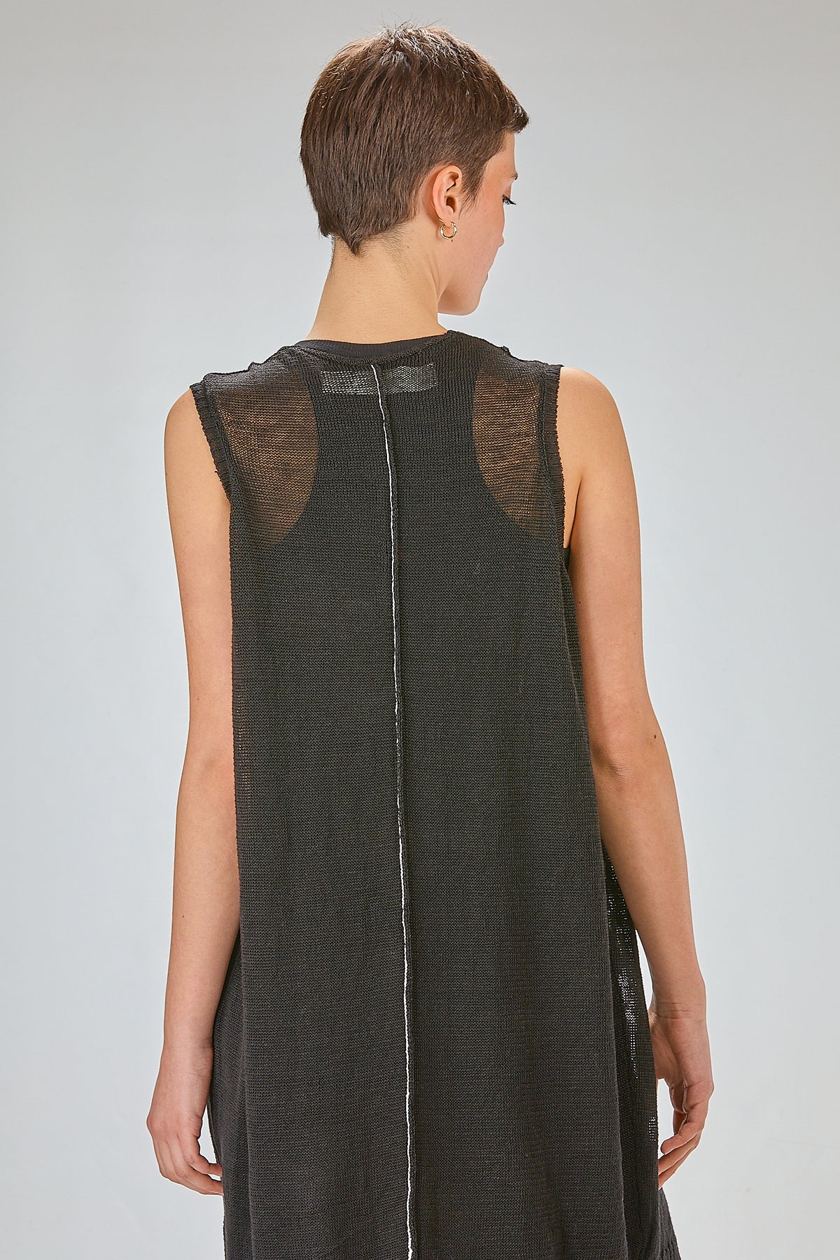 http://localhost:8180/imgBeestore/31586-1 A.jpg