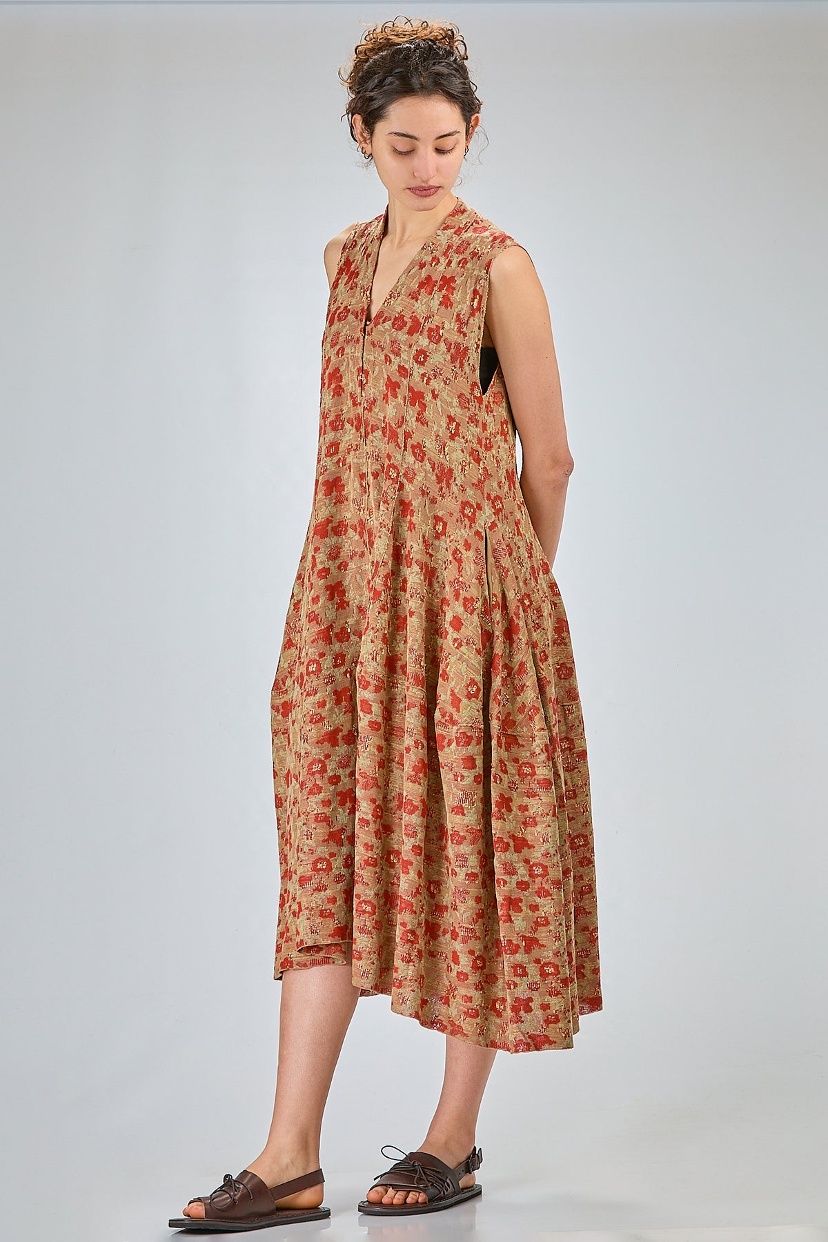 http://localhost:8180/imgBeestore/31650-1 A.jpg