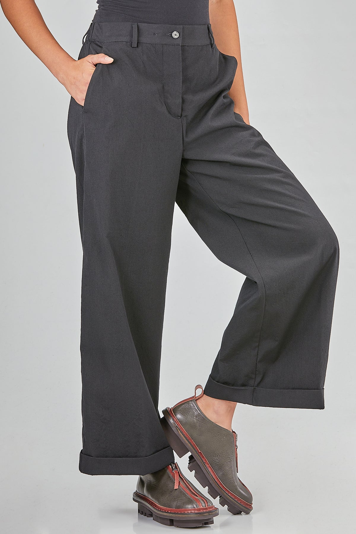 Ivo Milan Radical Fashion - pantaloni - BERGFABEL