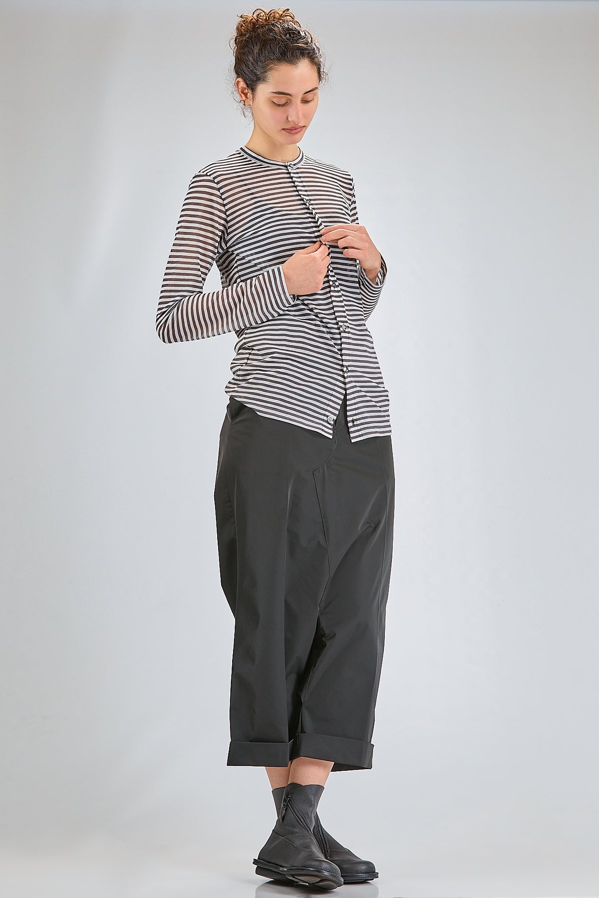 http://localhost:8180/imgBeestore/31712-1 A.jpg