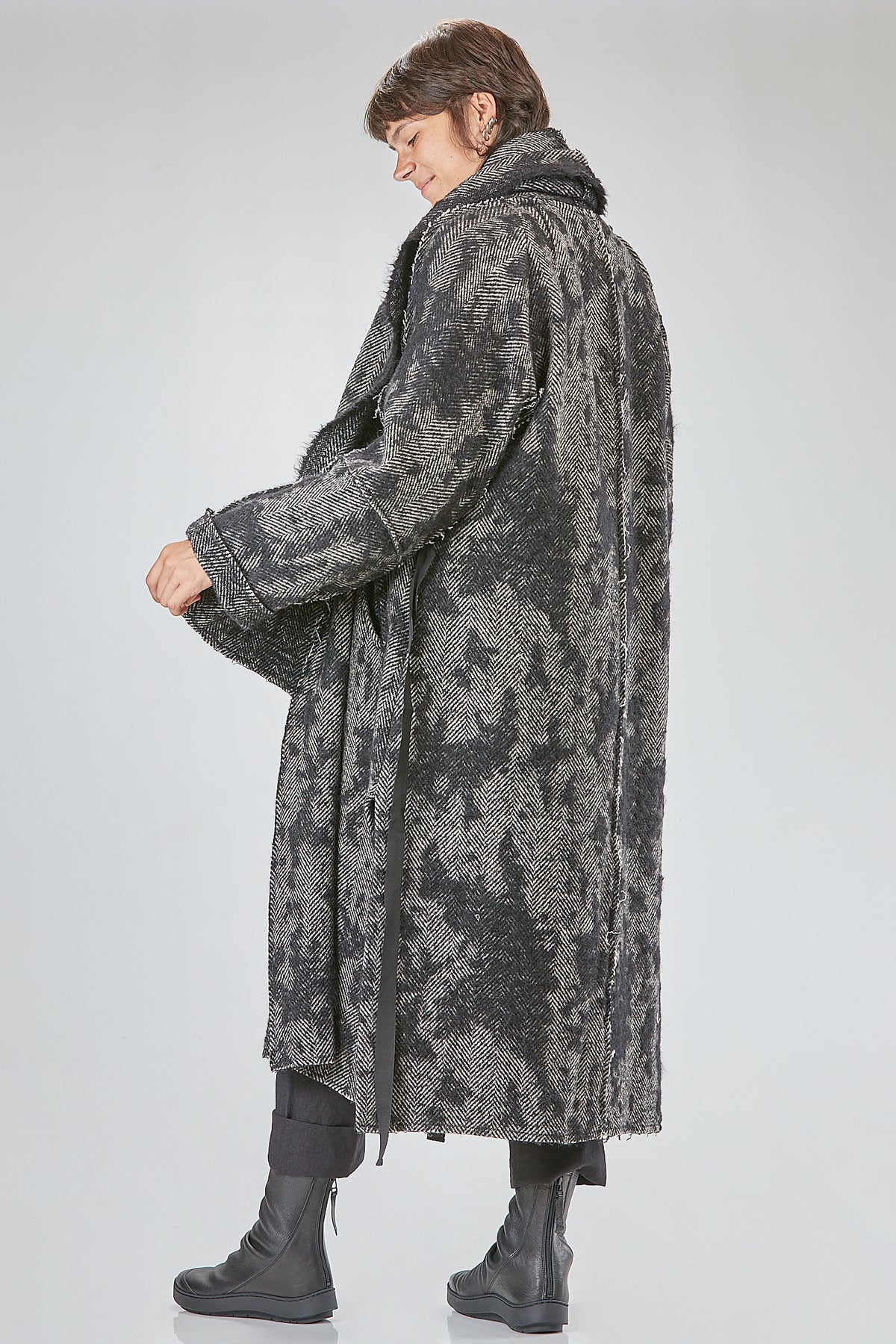 Ivo Milan Radical Fashion - cappotti - FORME DEXPRESSION