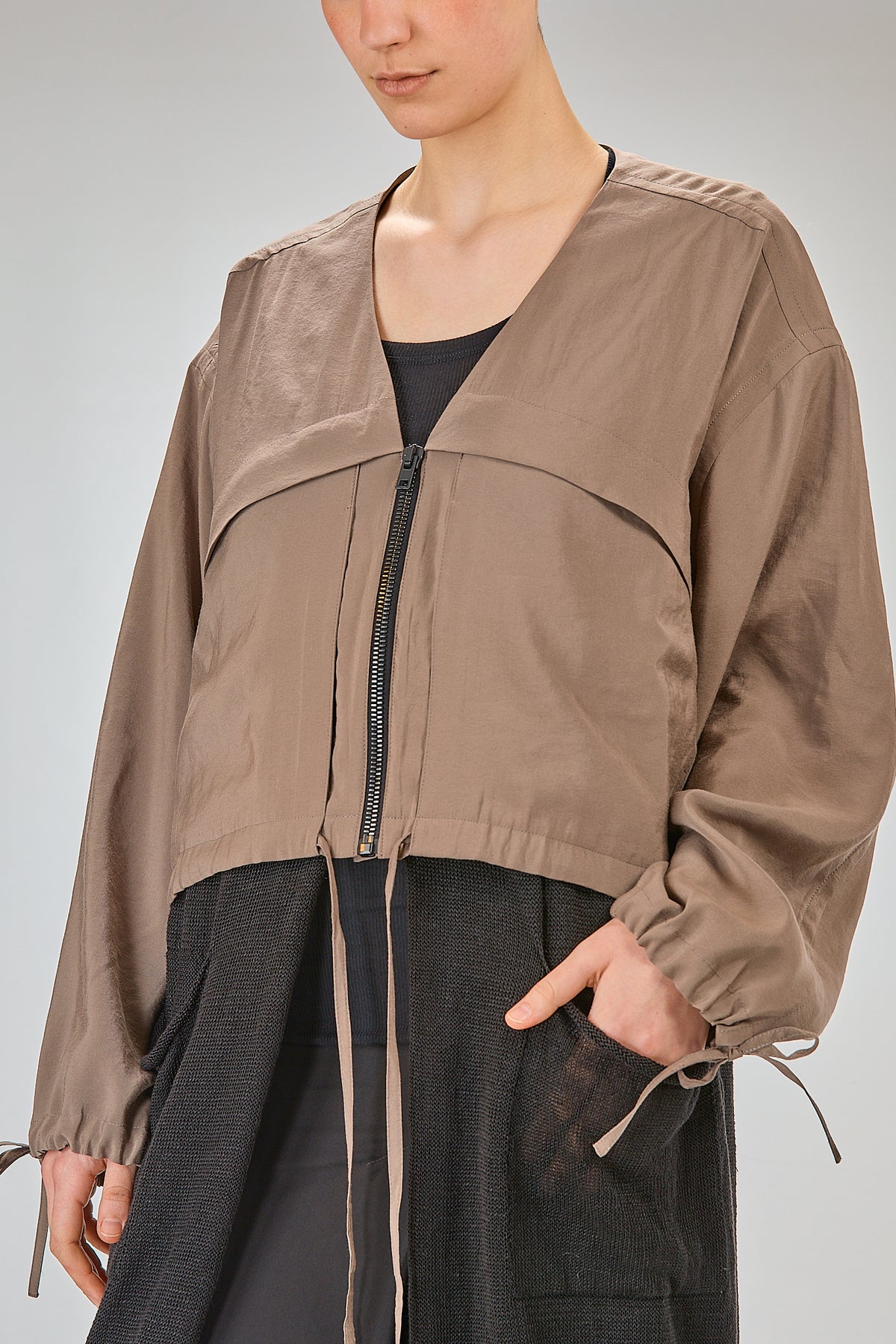 http://localhost:8180/imgBeestore/31586-1 A.jpg