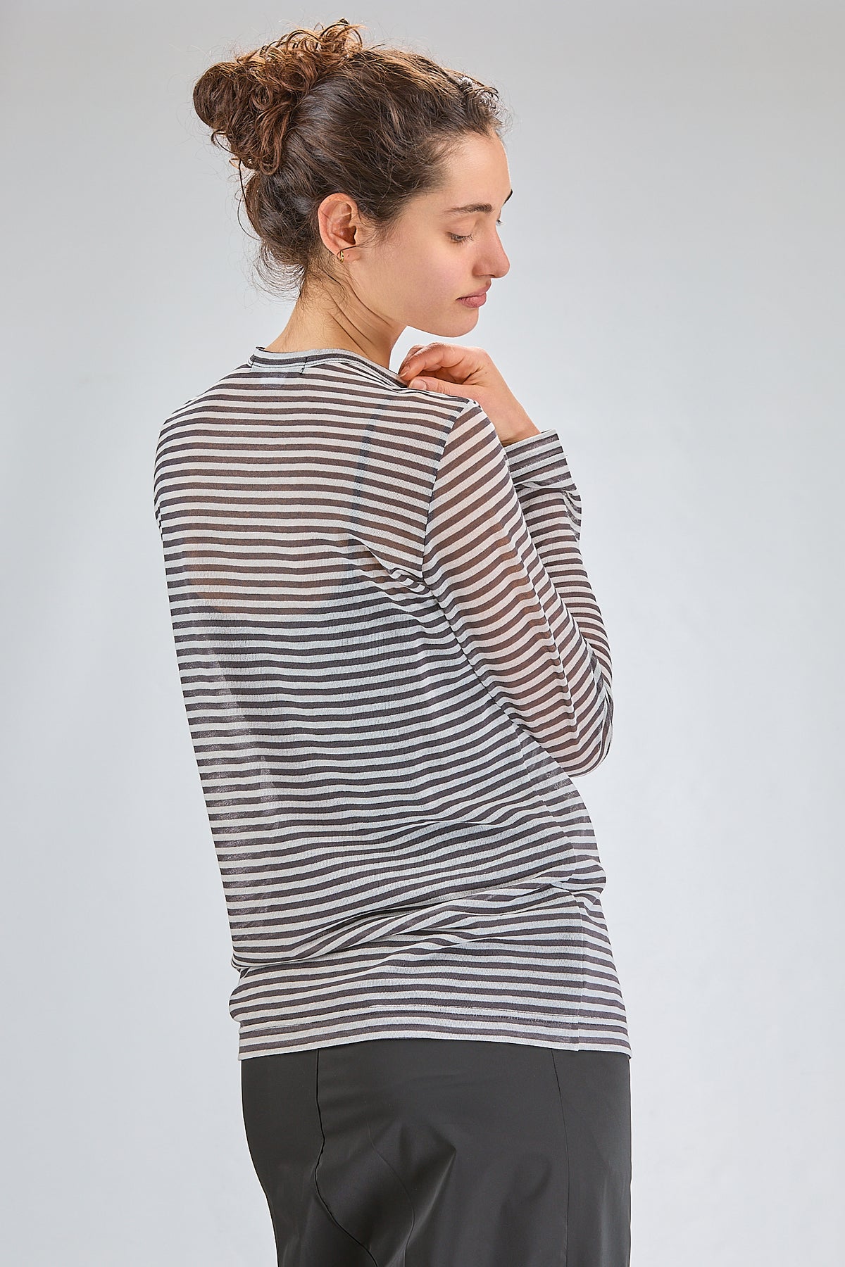 http://localhost:8180/imgBeestore/31712-1 A.jpg
