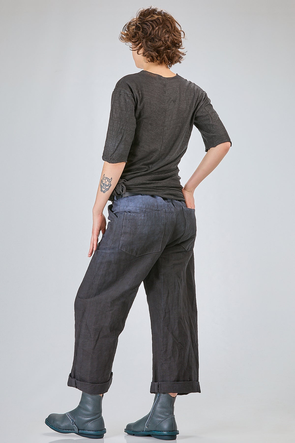 http://localhost:8180/imgBeestore/31591-1 A.jpg