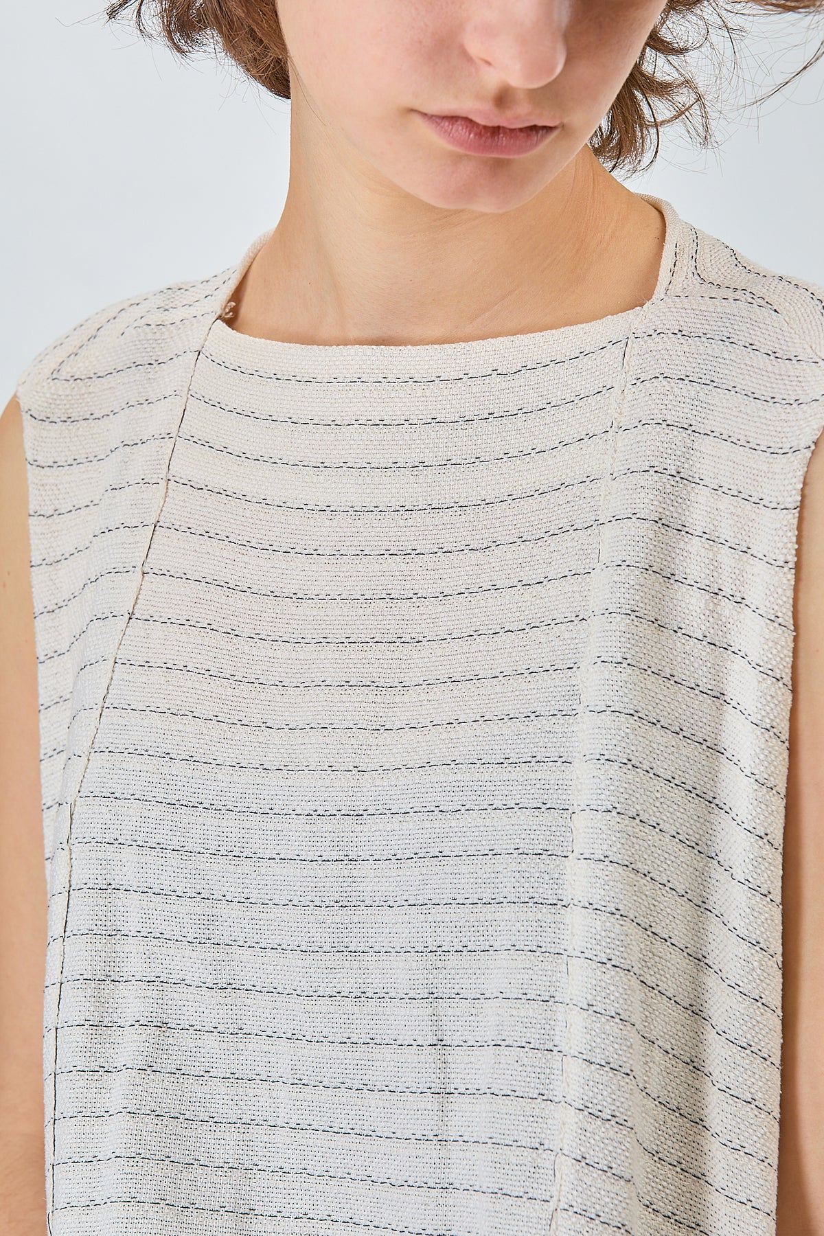 http://localhost:8180/imgBeestore/31648-1 A.jpg