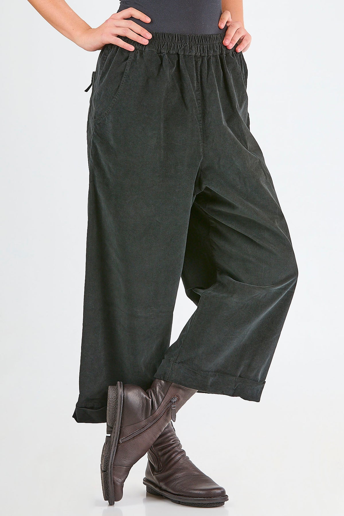 Ivo Milan Radical Fashion - pantaloni - SERIEN°UMERICA