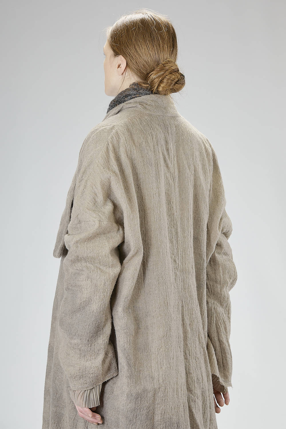 CHIAHUNG SU - Under The Knee Coat, Wide And Asymmetric, In