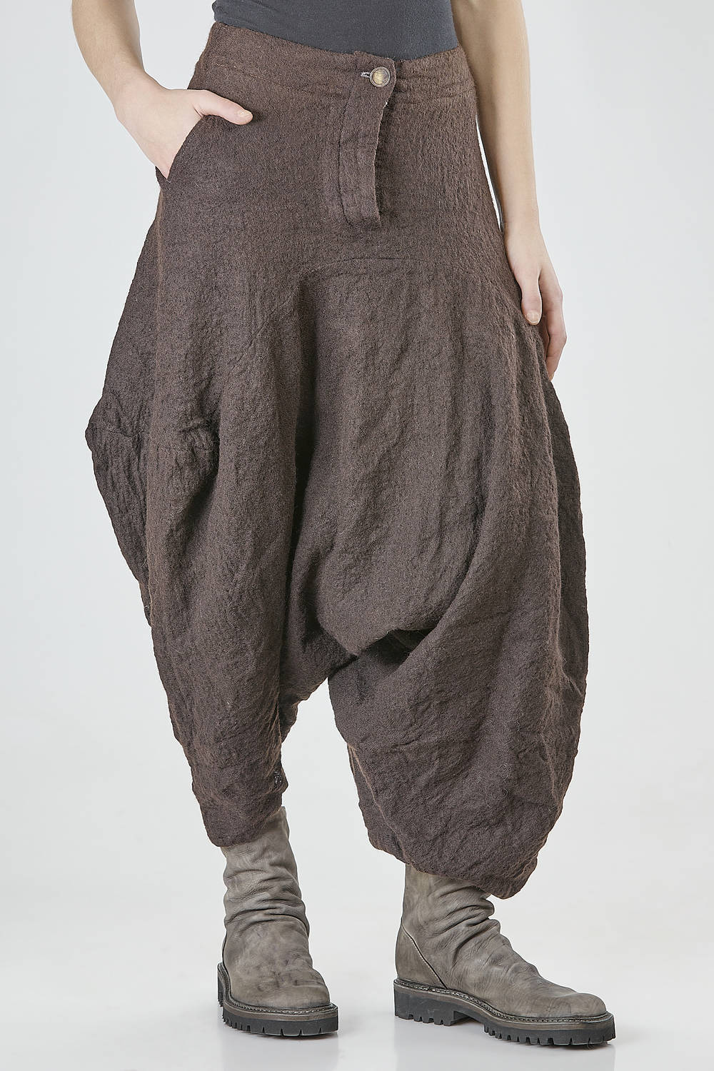 CHIAHUNG SU - Wide Saharouel Style Trousers In Boiled And Hand 