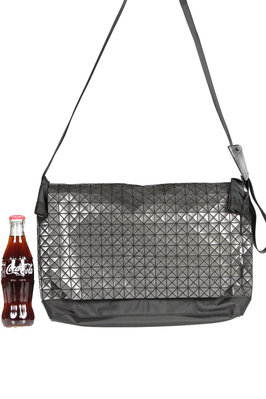 small origami flap shoulder bag -  