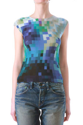  - CAULIFLOWER Issey Miyake 