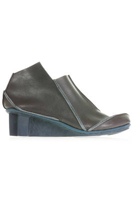 COAL grey shark wedge bootie - TRIPPEN 